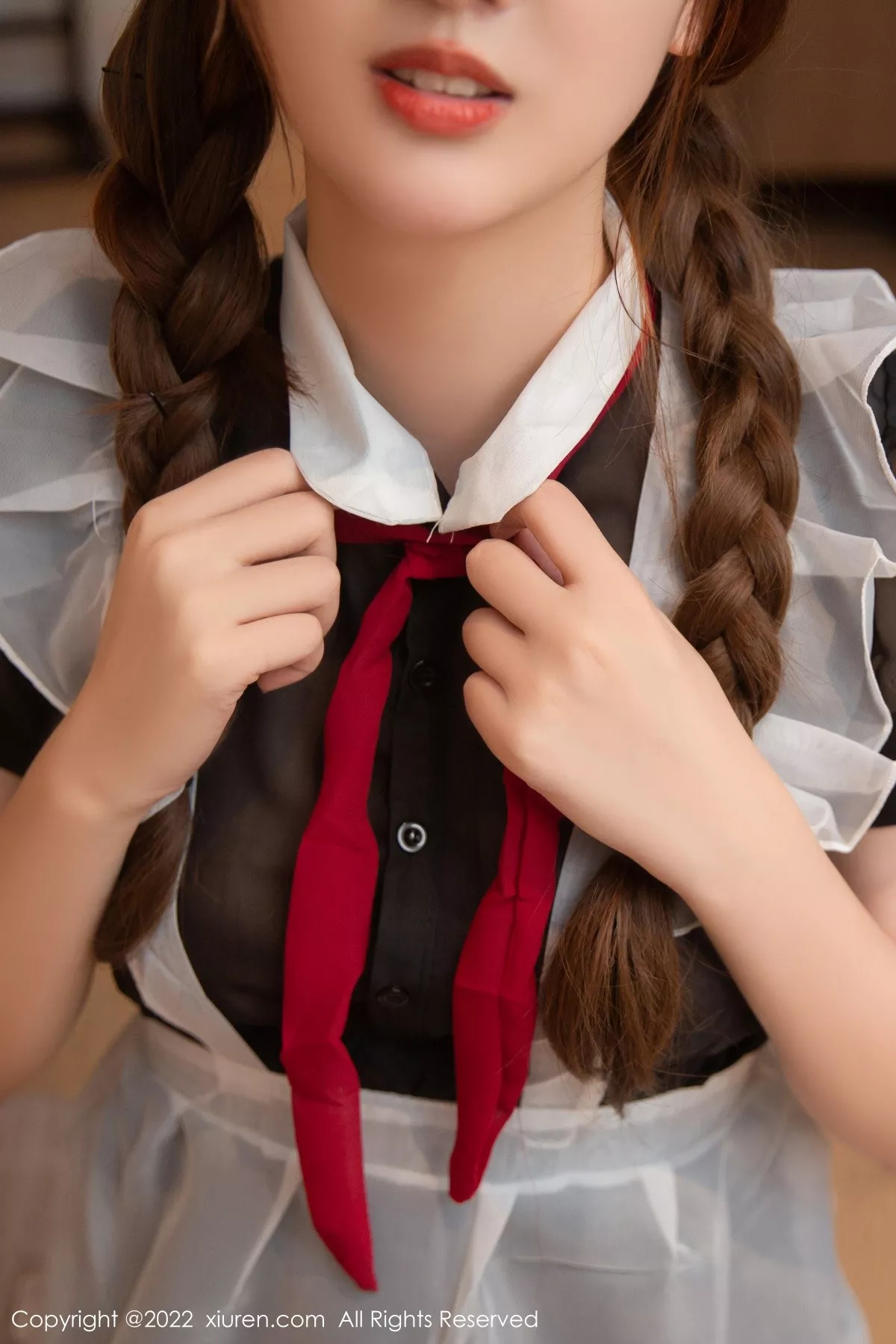 秀人集.com_[XiuRen秀人网]No.5654_模特江真真女仆角色扮演性感黑白围裙露丁字裤秀翘臀诱惑写真73P