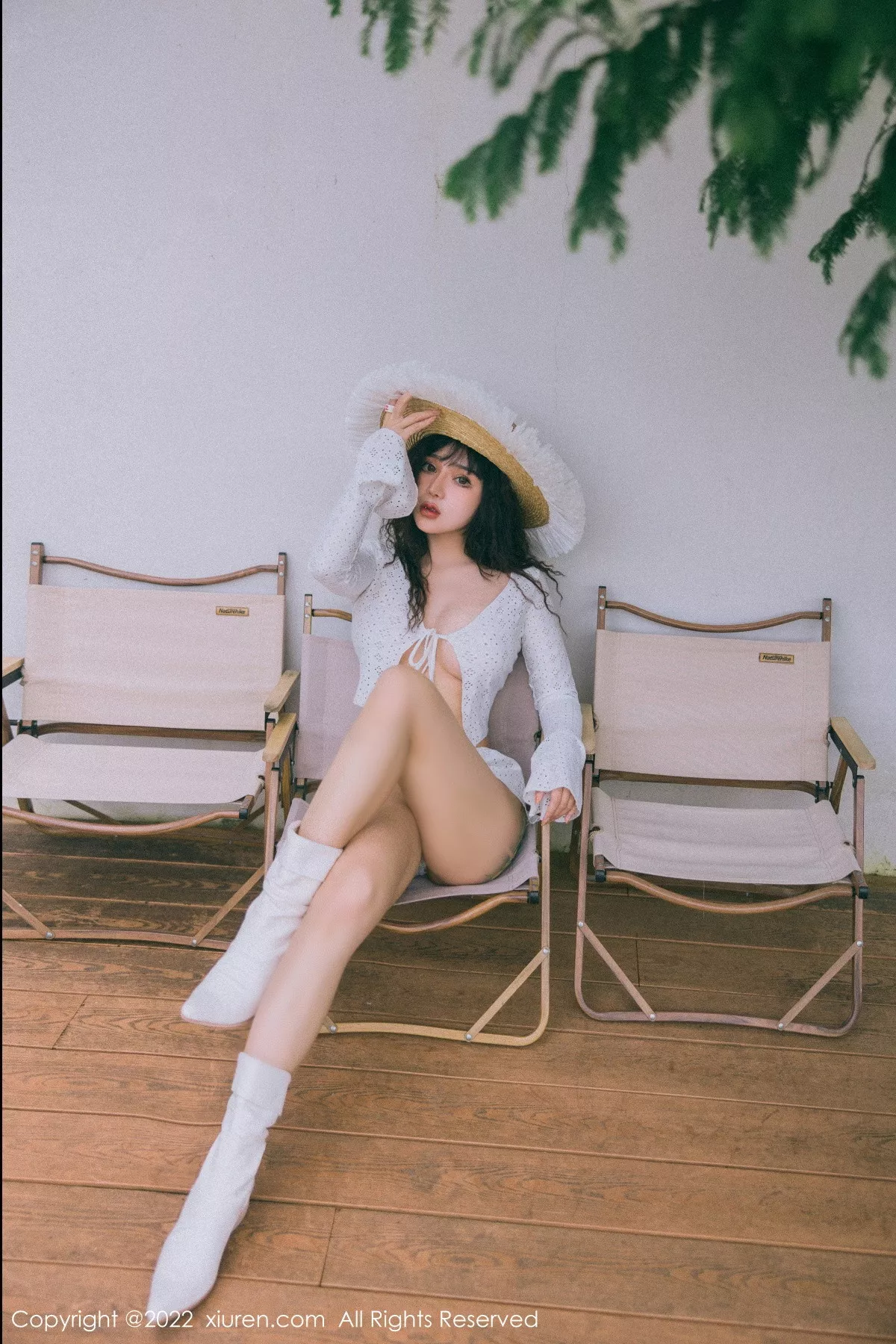 秀人集.com_[XiuRen秀人网]No.5683_模特文静儿户外性感白色缕空服饰秀魔鬼身材浑圆翘臀诱惑写真84P