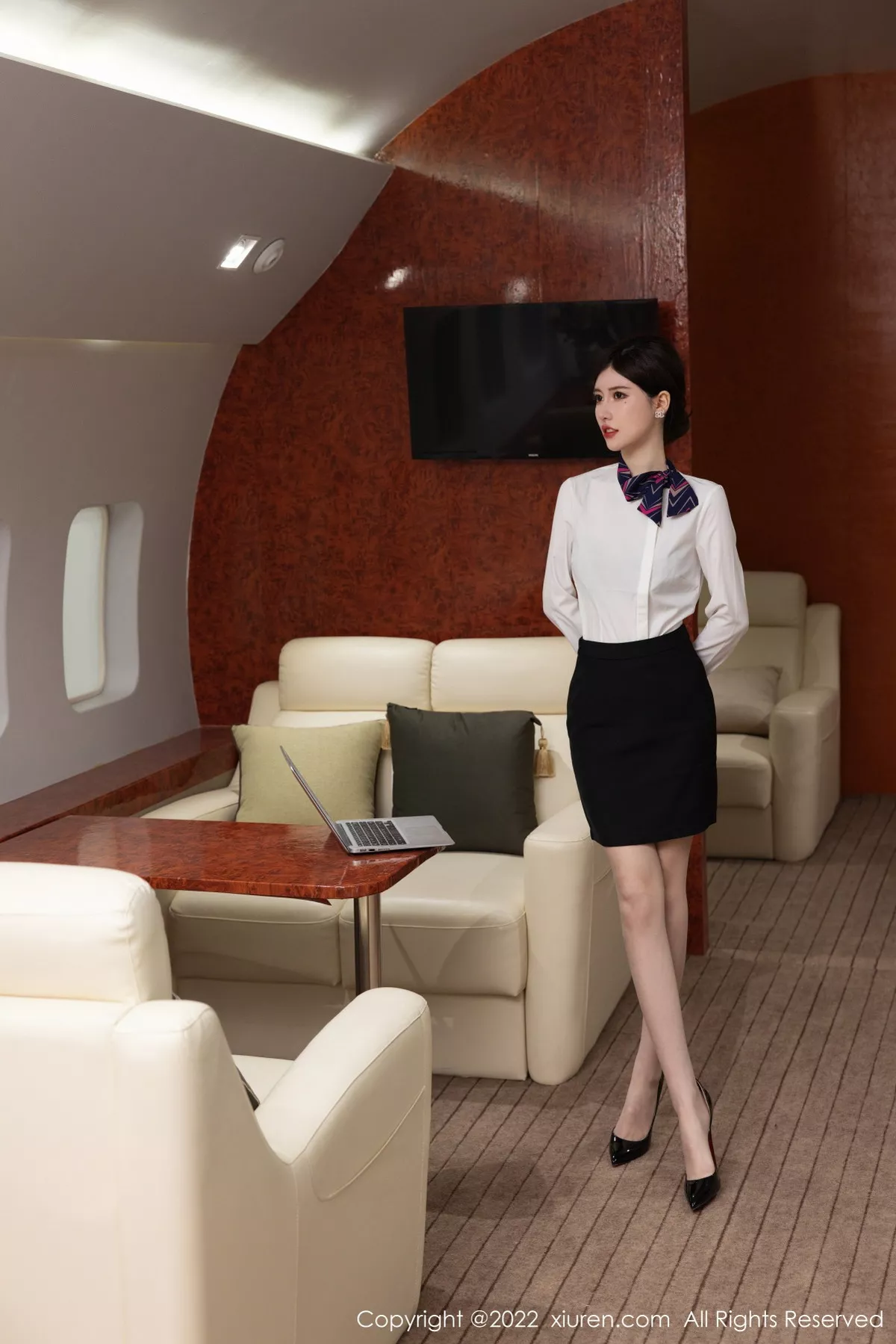 秀人集.com_[XiuRen秀人网]No.5696_模特美桃酱性感白T配黑短裙露蕾丝内衣超薄肉丝迷人诱惑写真106P