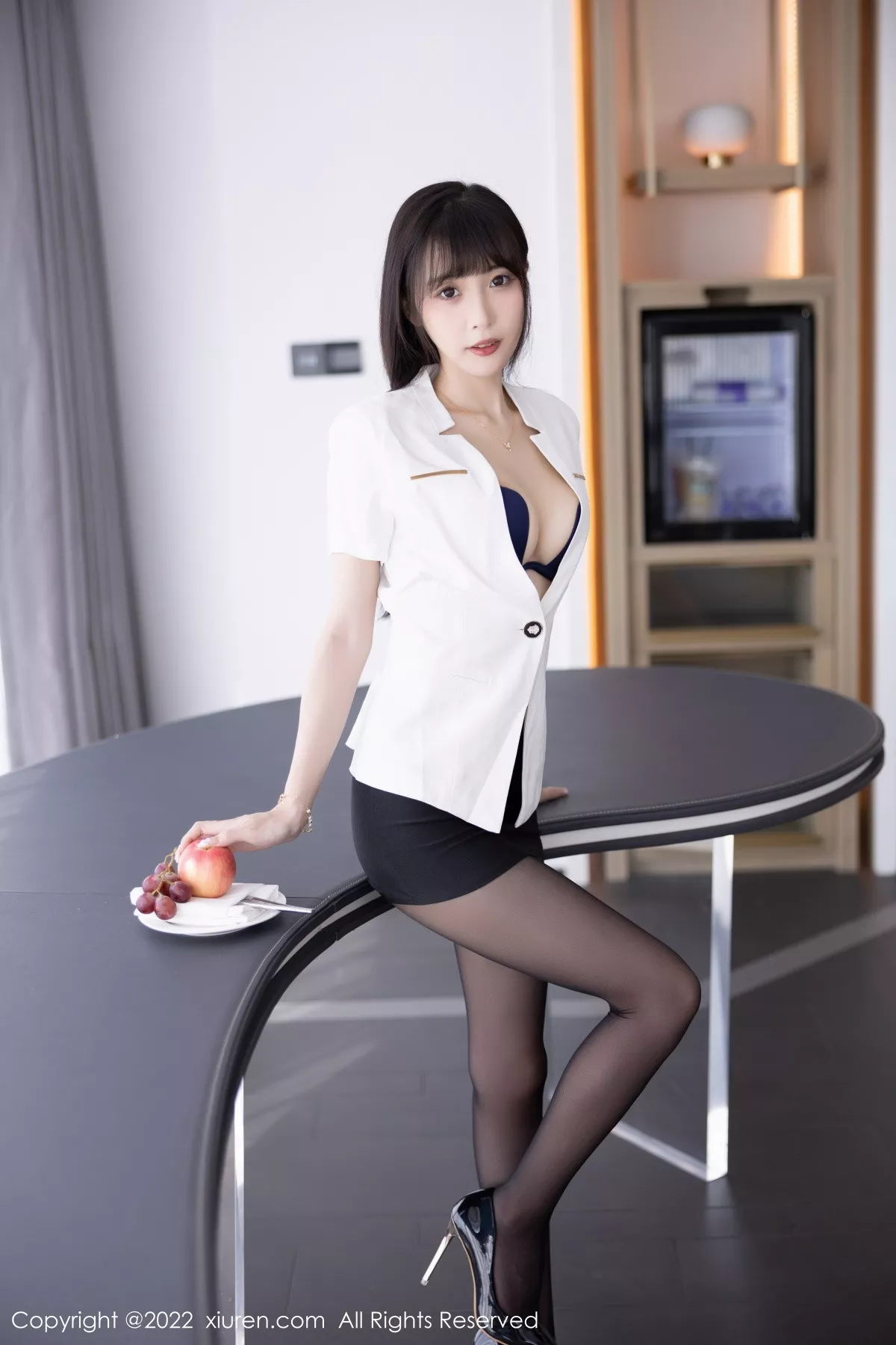 秀人集.com_[XiuRen秀人网]No.5700_模特林星阑白色上衣配黑短裙半脱露蓝色内衣超薄黑丝诱惑写真92P