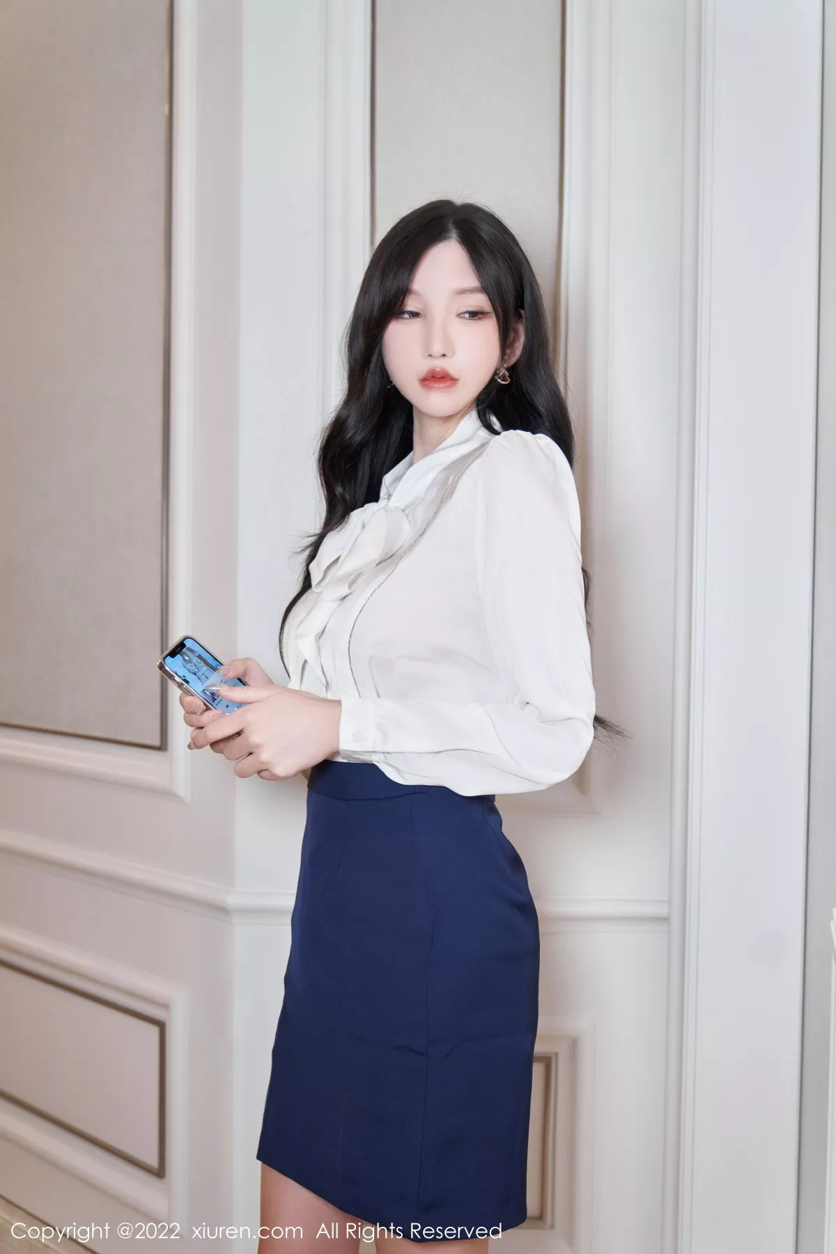 秀人集.com_[XiuRen秀人网]No.5716_女神周于希Sally白色上衣配蓝短裙半脱露橙色蕾丝内衣诱惑写真85P