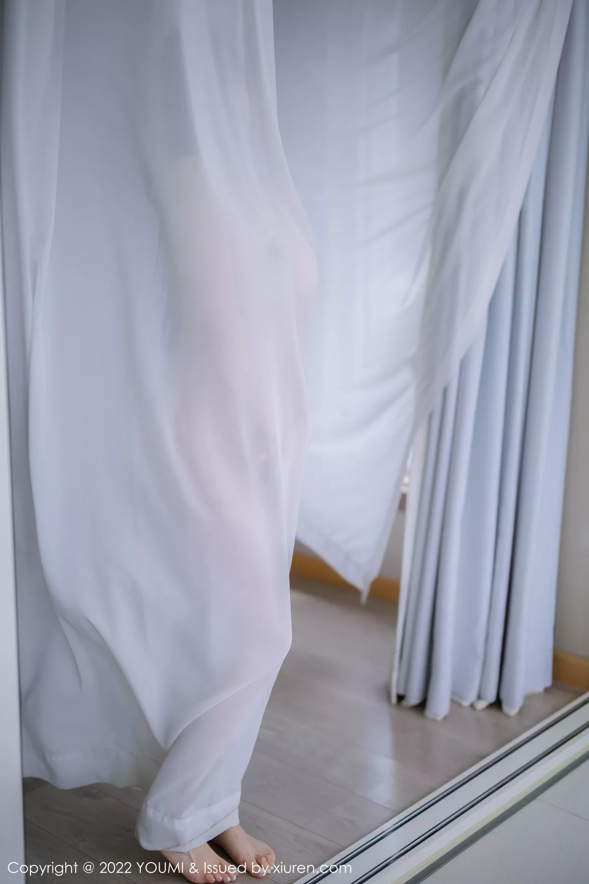 秀人集.com_[YouMi尤蜜荟]Vol.853_女神奶瓶土肥圆大理旅拍白色露肩连衣长裙秀翘臀美腿诱惑写真102P