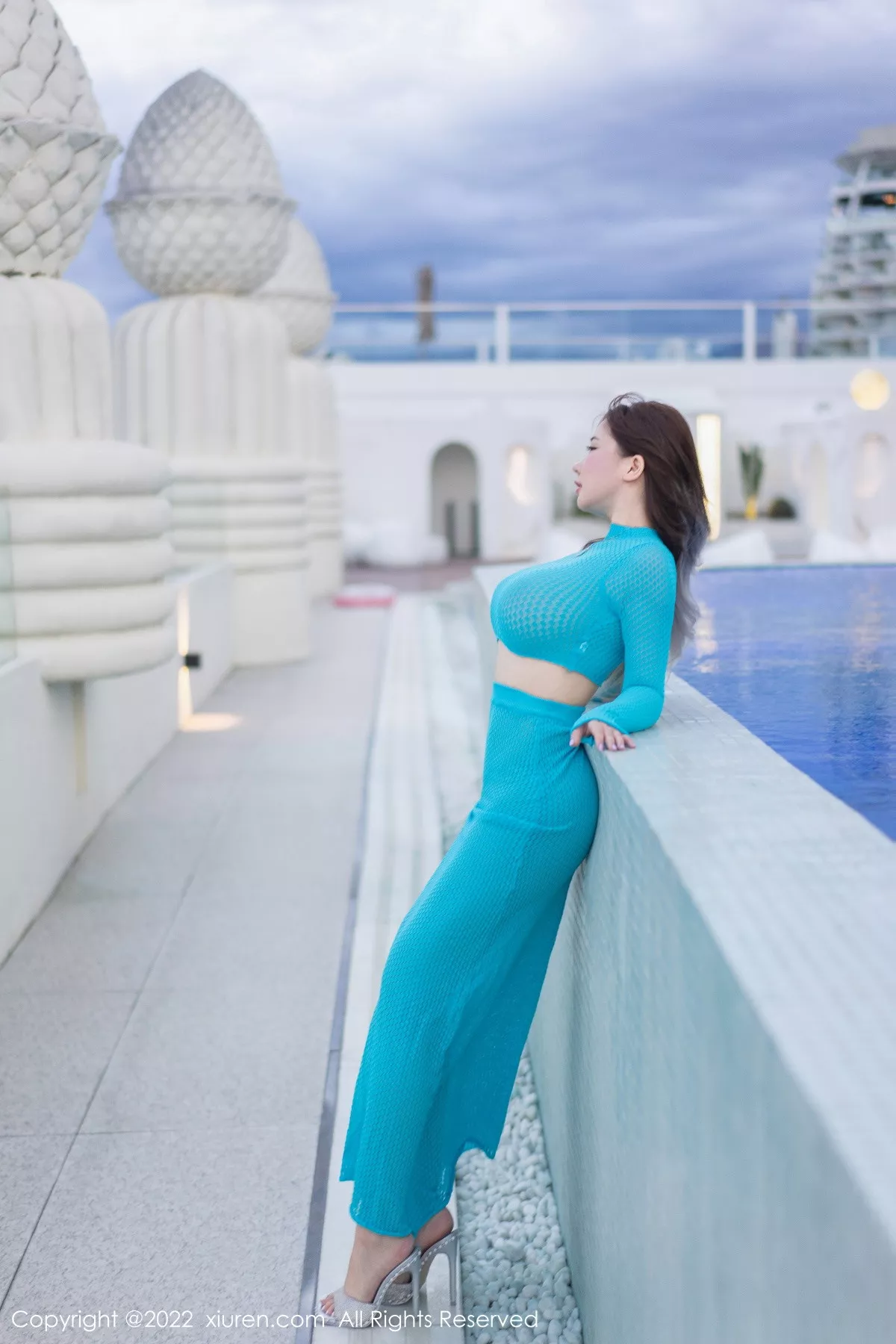 秀人集.com_[XiuRen秀人网]No.5738_模特小海臀Rena西双版纳旅拍蓝色紧身套装秀豪乳翘臀诱惑写真69P