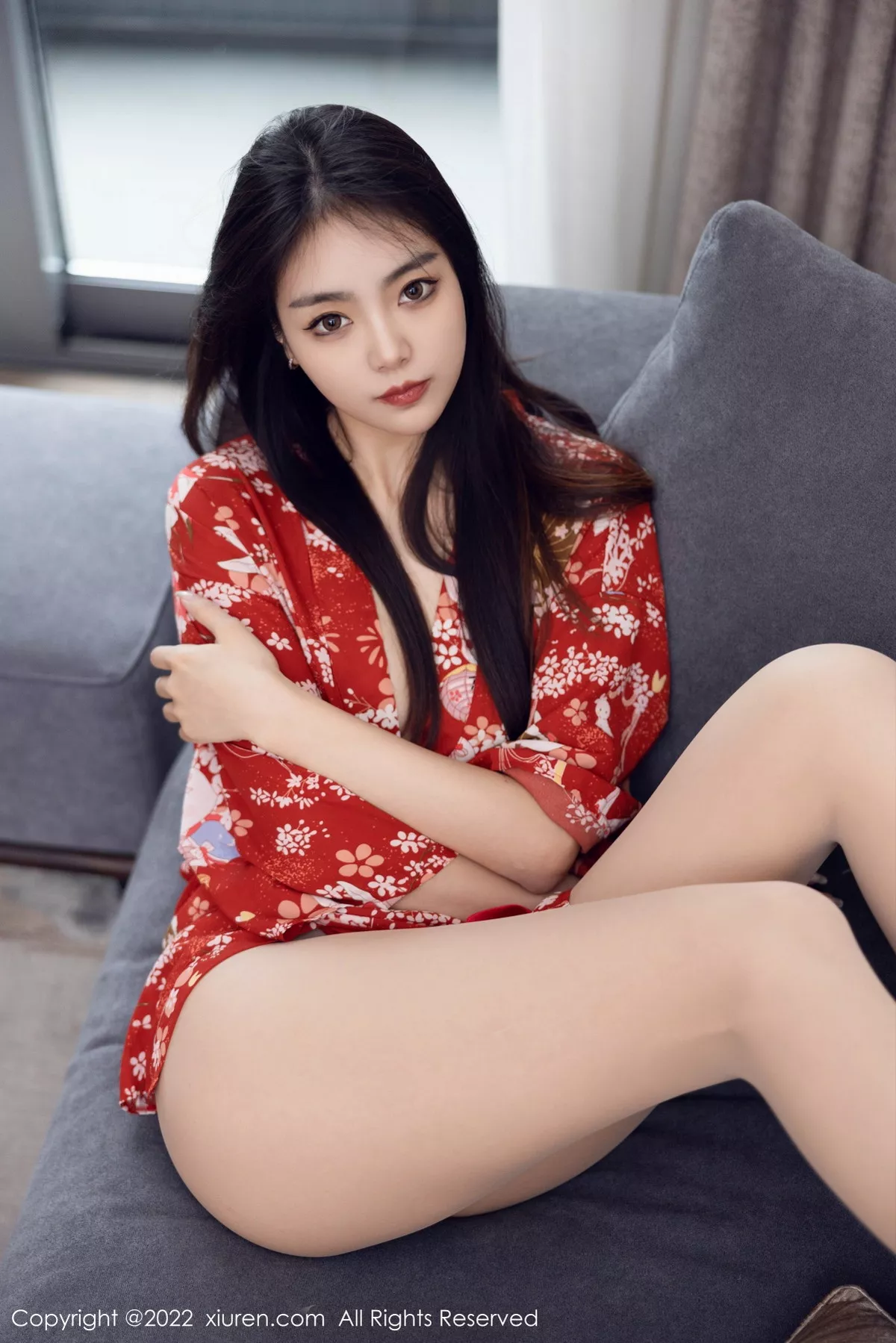 秀人集.com_[XiuRen秀人网]No.5736_模特可乐Vicky红色图案服饰配超薄无内肉丝秀翘臀美腿诱惑写真53P