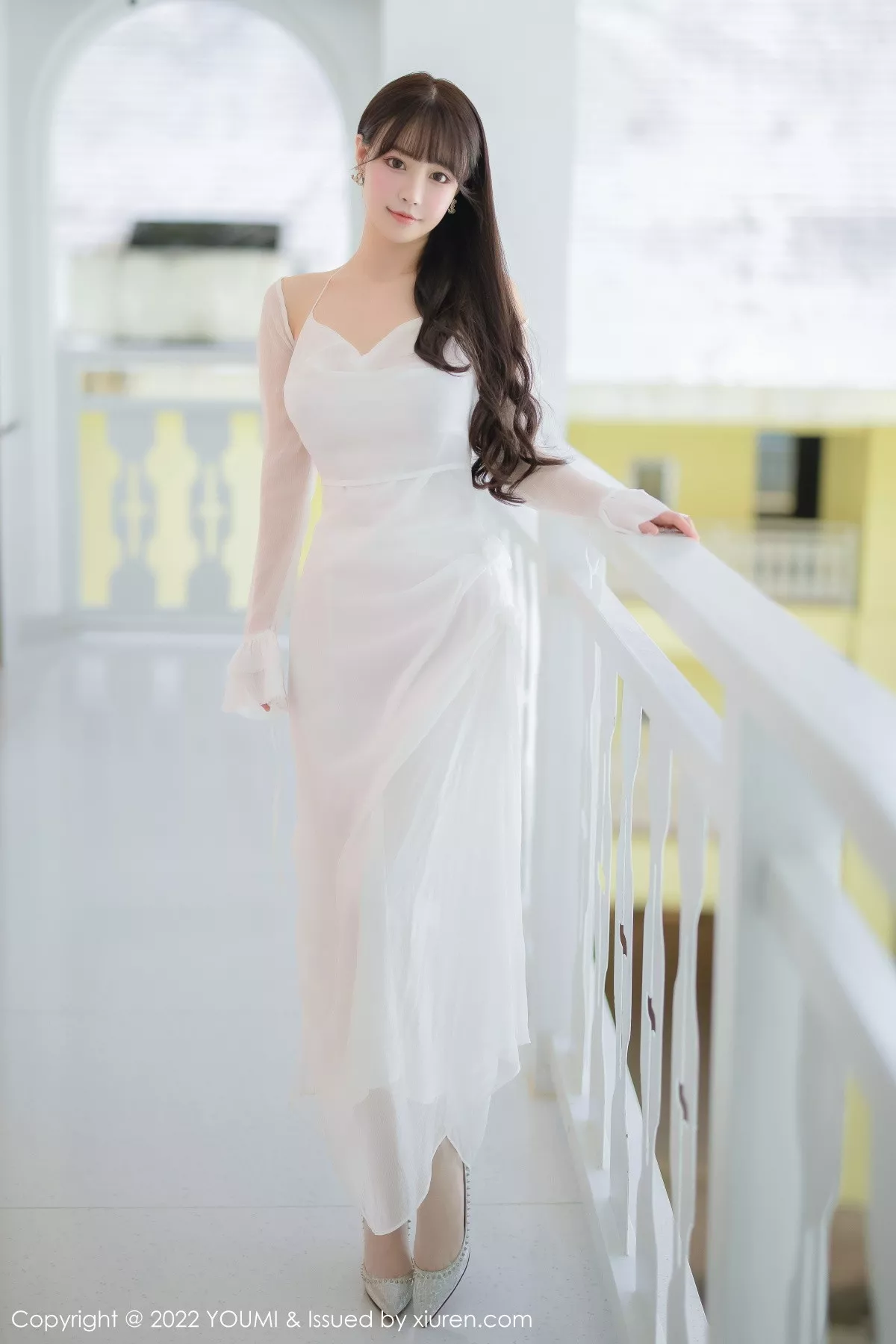 秀人集.com_[YouMi尤蜜荟]Vol.856_女神朱可儿Flora西双版纳旅拍白色连衣长裙配白丝吊袜诱惑写真88P