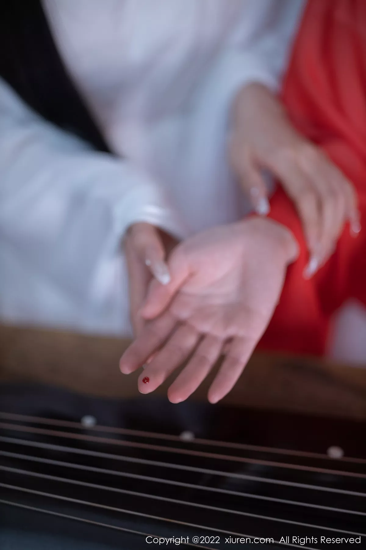 秀人集.com_[XiuRen秀人网]No.5811_模特鱼子酱Fish古筝弹奏情节古装服饰秀曼妙身姿性感迷人写真82P