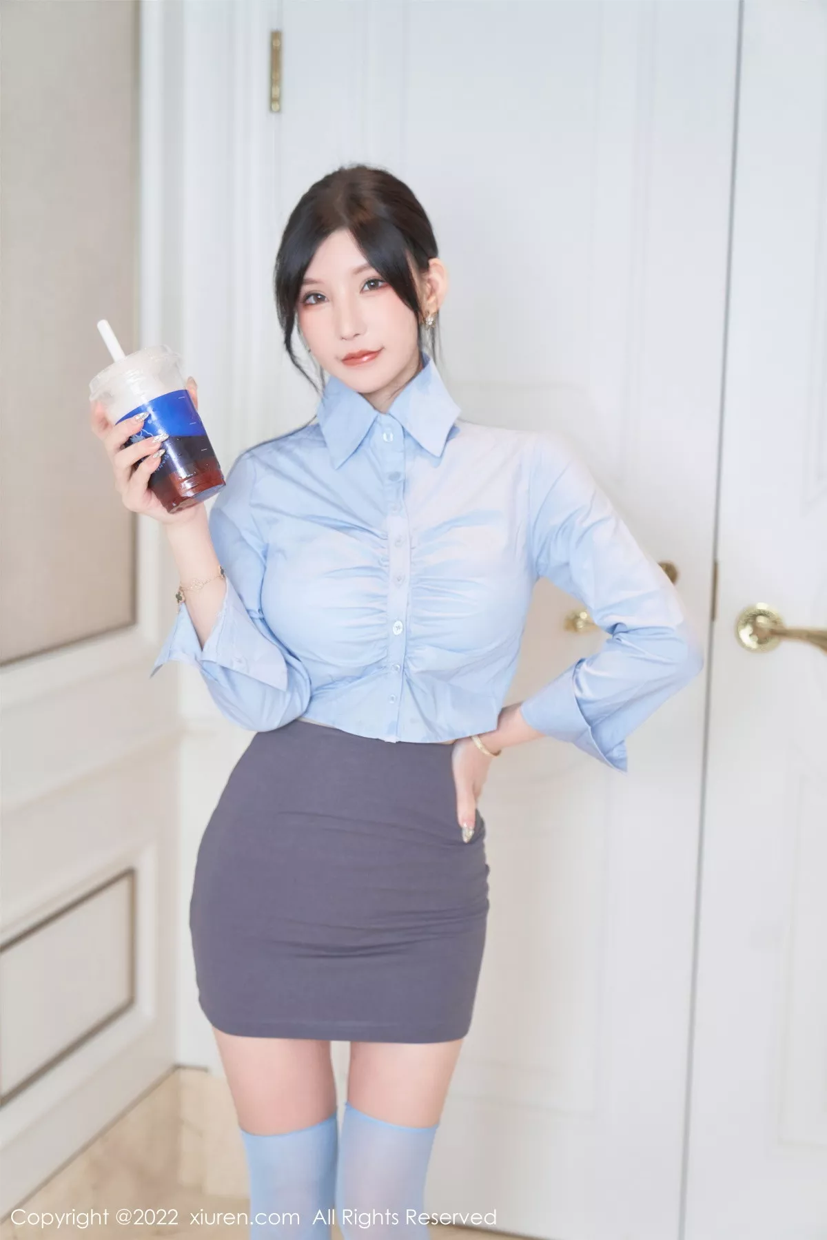 秀人集.com_[XiuRen秀人网]No.5812_女神周于希Sally性感衬衫配灰短裙露蕾丝内衣配超薄肉丝诱惑写真90P