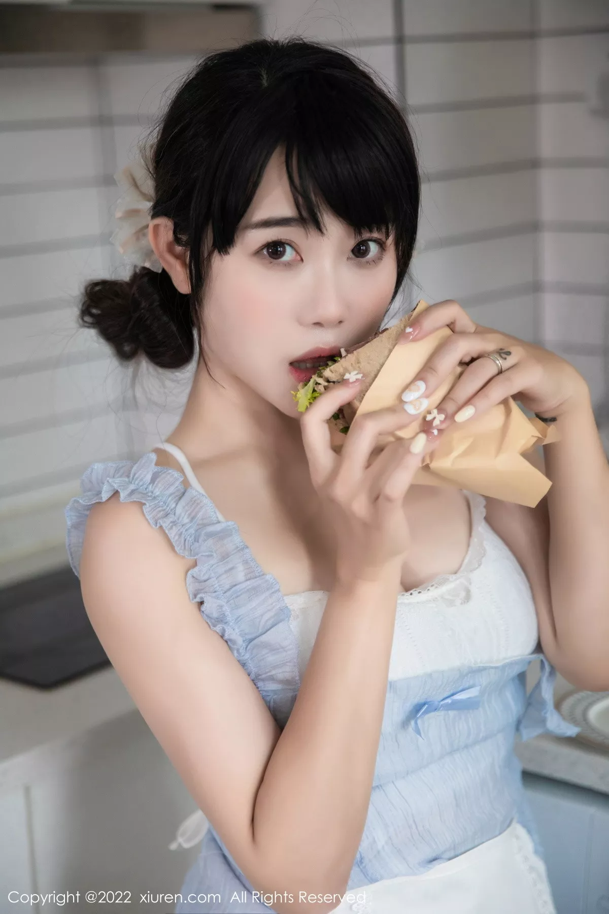 秀人集.com_[XiuRen秀人网]No.5834_模特严利娅Yuliya私房性感浅蓝色女仆服饰秀翘臀美腿诱惑写真53P