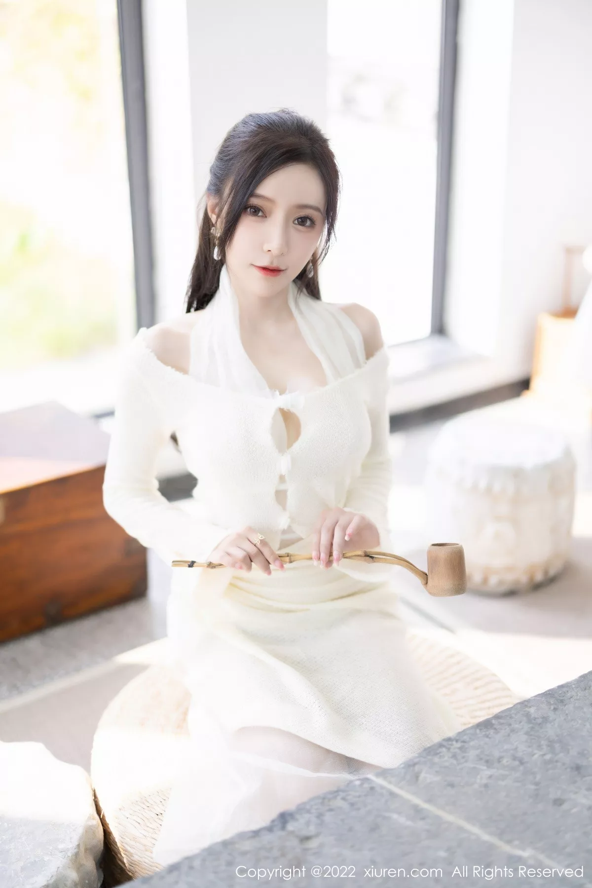 秀人集.com_[XiuRen秀人网]No.5846_女神王馨瑶yanni性感白色连衣裙配超薄肉丝秀翘臀美腿诱惑写真87P