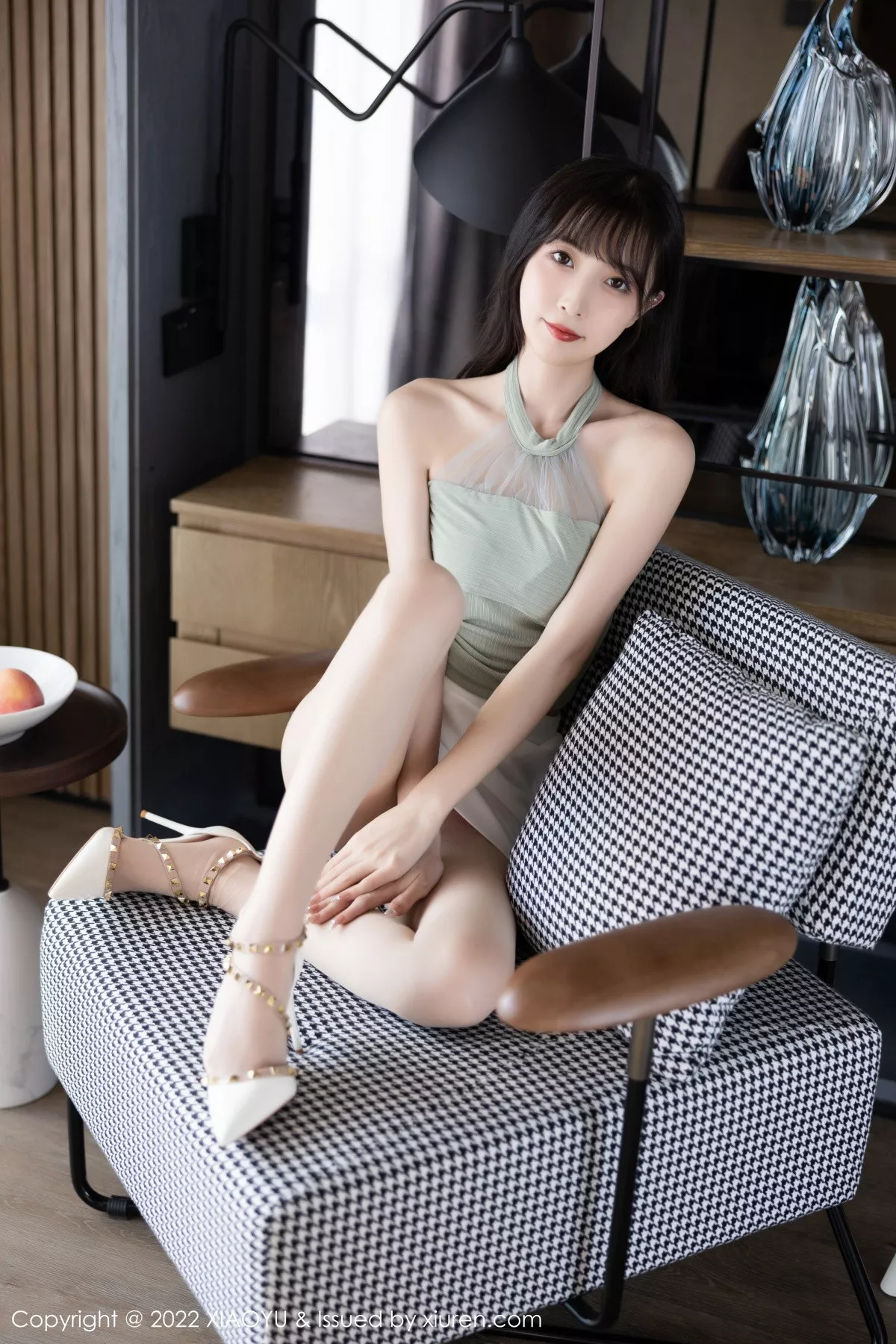 秀人集.com_[XiaoYu画语界]Vol.906_模特林星阑半脱露性感粉色内衣配超薄肉丝秀完美身材诱惑写真84P