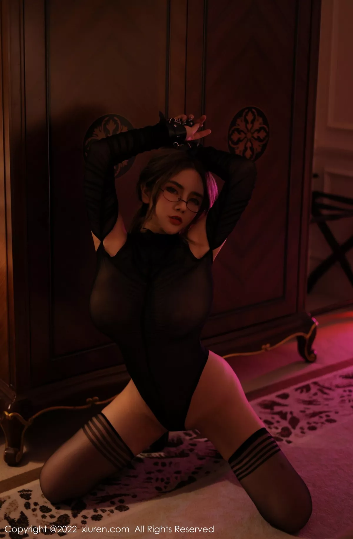 秀人集.com_[XiuRen秀人网]No.5753_模特温心怡私房性感黑色薄纱服配超薄黑丝秀丰胸肥臀诱惑写真74P