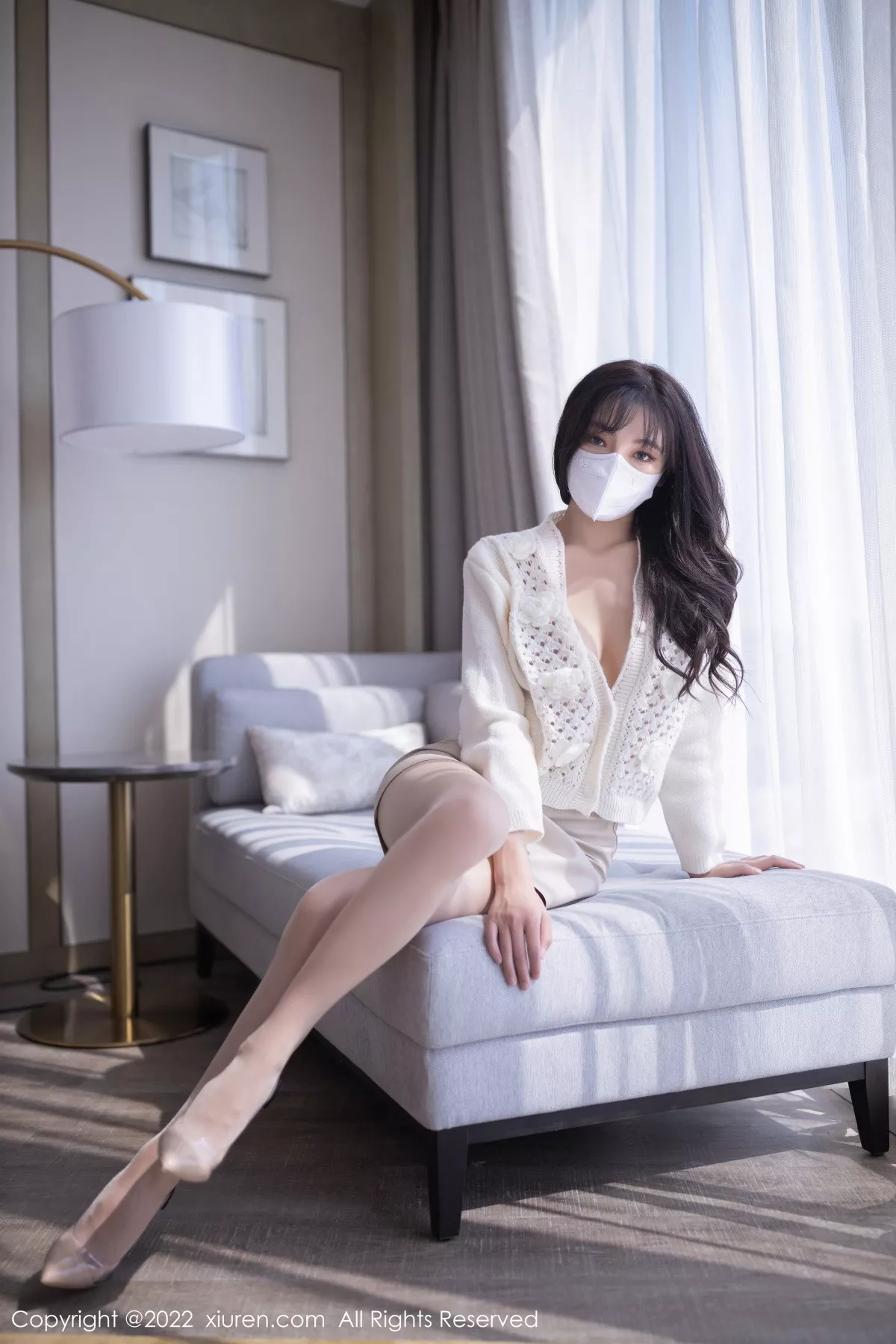 秀人集.com_[XiuRen秀人网]No.5771_模特陆萱萱性感白色毛线衣配浅色短裙半脱秀完美身材诱惑写真84P