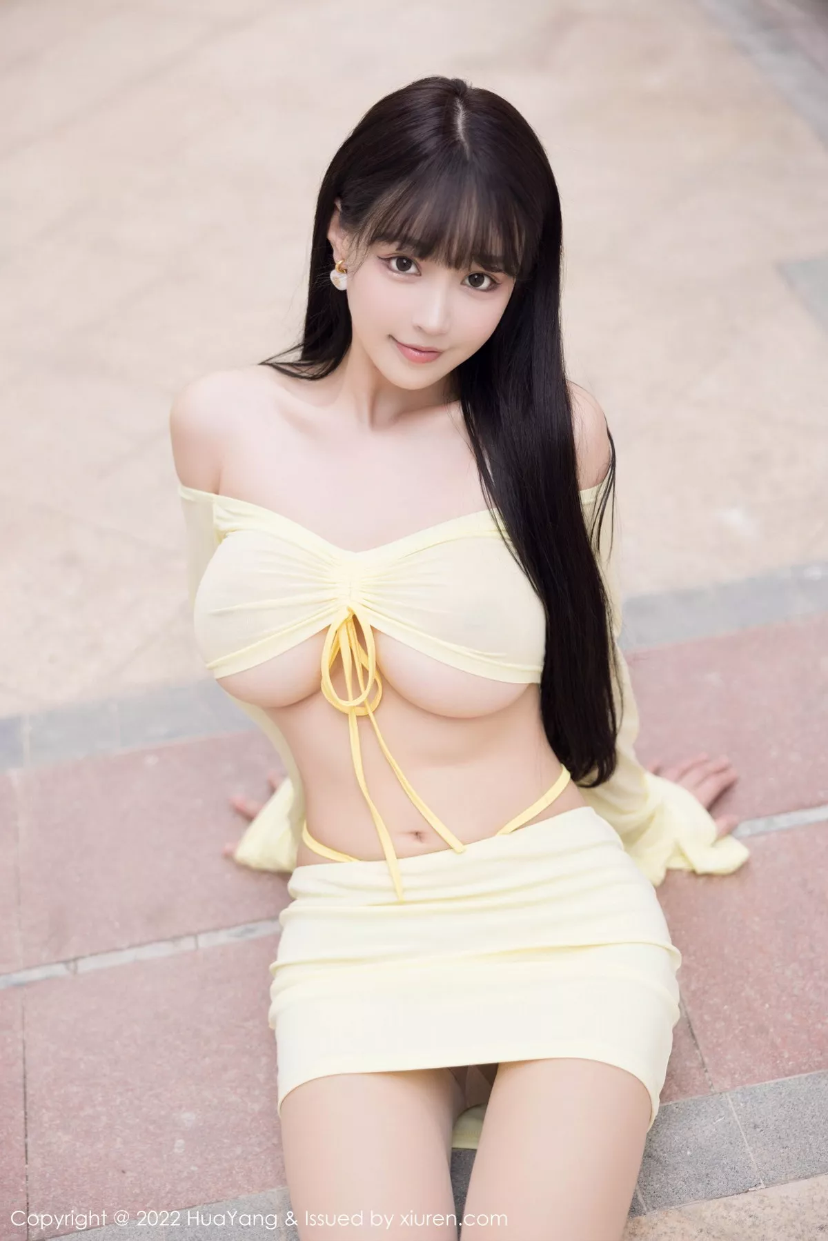 秀人集.com_[HuaYang花漾]Vol.522_女神朱可儿Flora性感淡黄色轻透服配超薄无内肉丝惹火诱惑写真60P