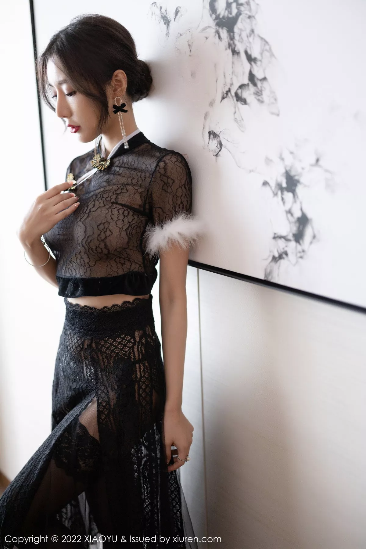 秀人集.com_[XiaoYu画语界]Vol.926_女神王馨瑶yanni性感黑色薄纱情趣旗袍配蕾丝袜惹火诱惑写真80P