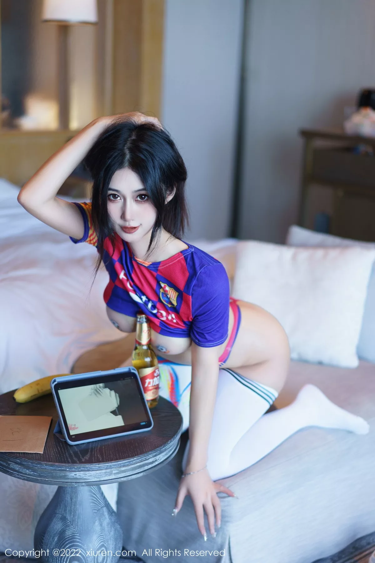 秀人集.com_[XiuRen秀人网]No.6004_模特laura阿姣三亚旅拍足球宝贝主题性感球服秀完美身材诱惑写真71P