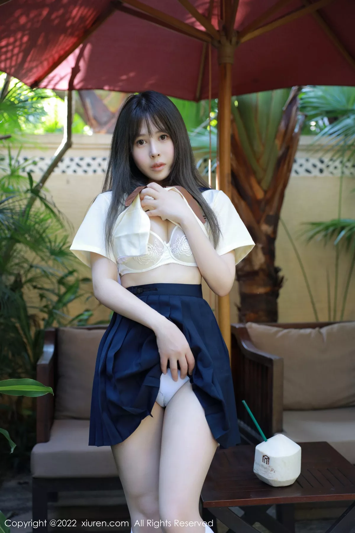 秀人集.com_[XiuRen秀人网]No.6021_女神Evelyn艾莉南京旅拍户外性感白色水手服秀完美身材诱惑写真66P