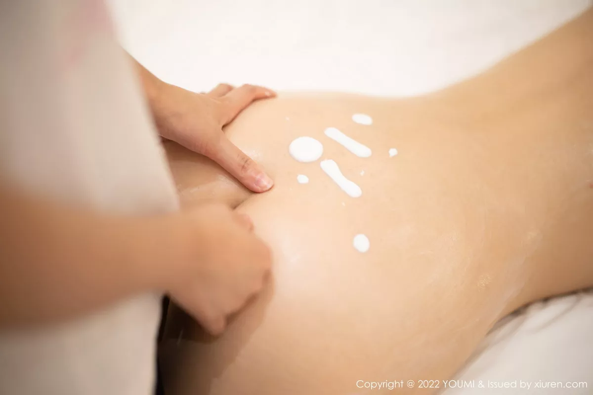 秀人集.com_[YouMi尤蜜荟]Vol.869_女神朱可儿Flora户外性感粉色服饰紧身秀丰满身材撩人诱惑写真110P