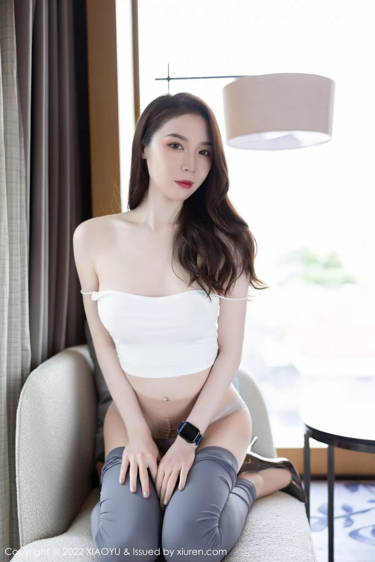 秀人集.com_[XiaoYu画语界]Vol.935_模特梦心玥白色吊带衣配紧身长裤半脱秀曼妙身姿迷人诱惑写真84P