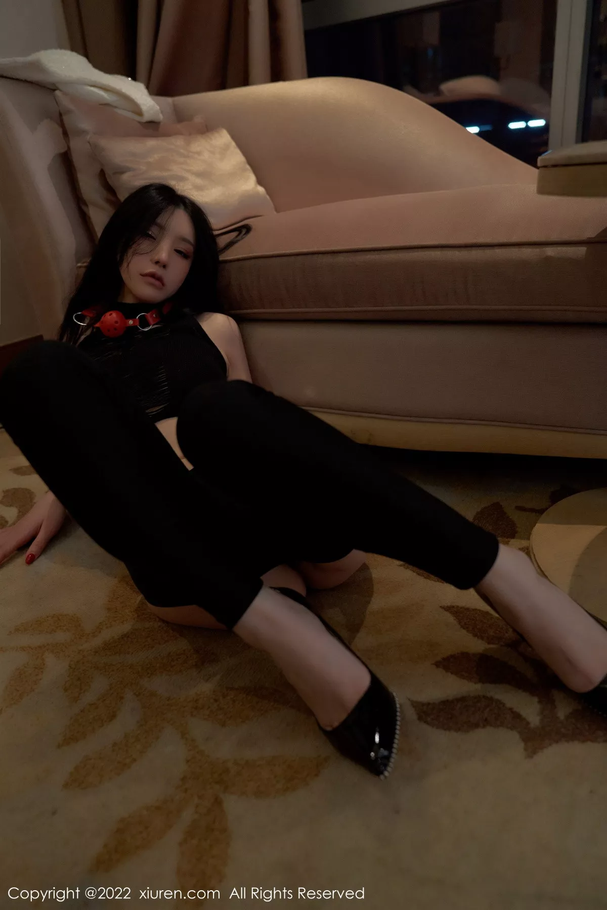 秀人集.com_[XiuRen秀人网]No.6073_女神周于希Sally元旦的夜主题性感黑色服饰秀白嫩翘臀诱惑写真80P