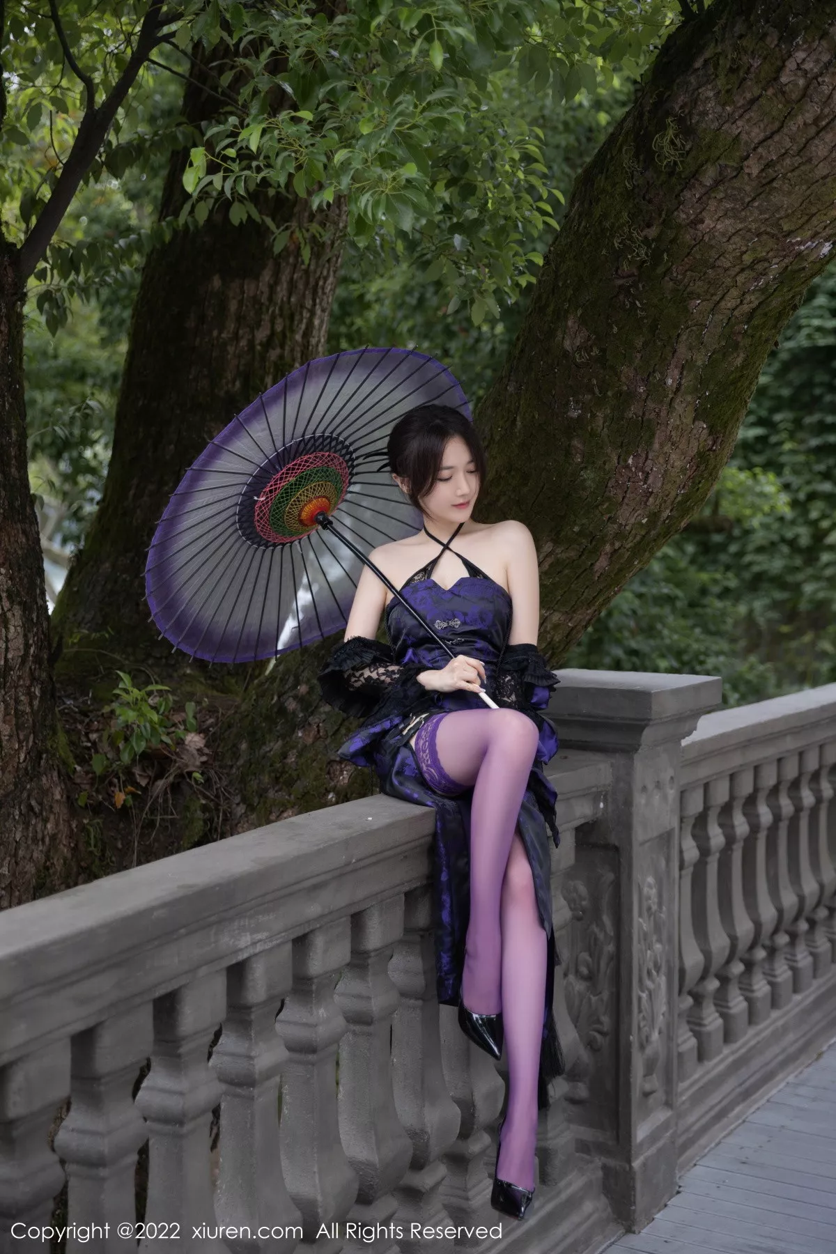 秀人集.com_[XiuRen秀人网]No.6074_模特鱼子酱Fish独角戏主题性感露肩连衣裙配紫色丝袜诱惑写真79P