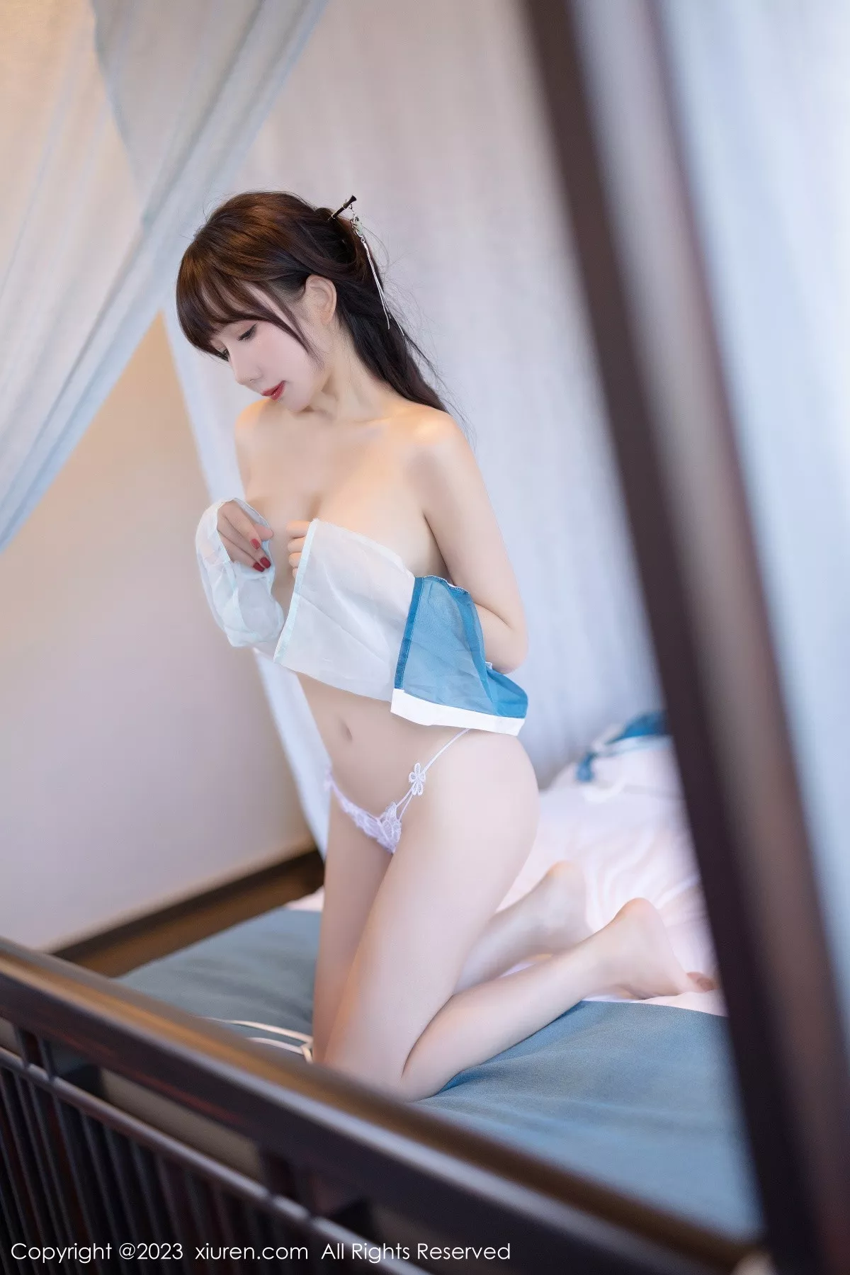 秀人集.com_[XiuRen秀人网]No.6076_模特波巧酱海南岛旅拍性感蓝色轻透薄纱服秀曼妙身姿诱惑写真81P