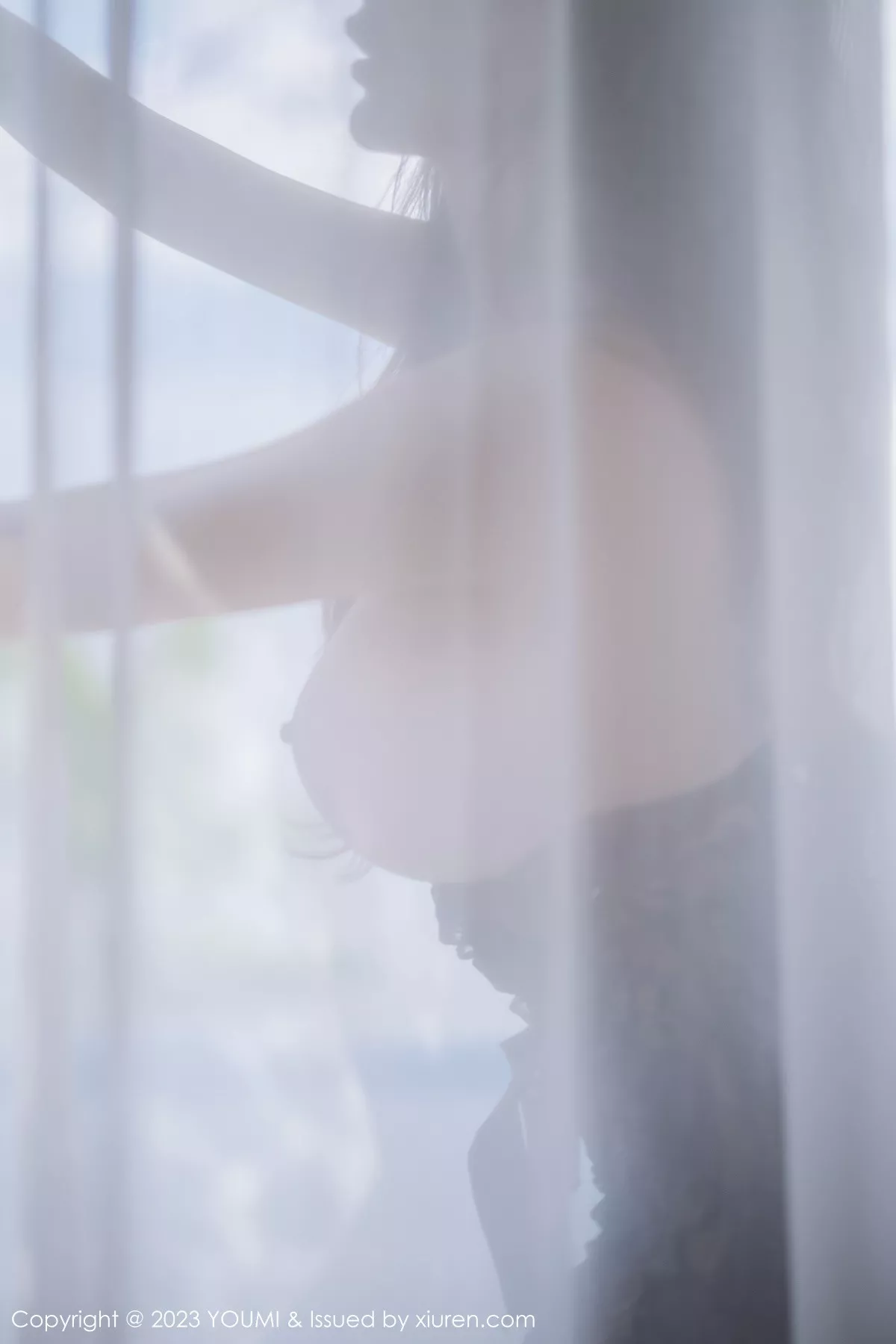 秀人集.com_[YouMi尤蜜荟]Vol.887_女神Carol周妍希大理旅拍黑色网纱连衣长裙秀完美身材诱惑写真80P