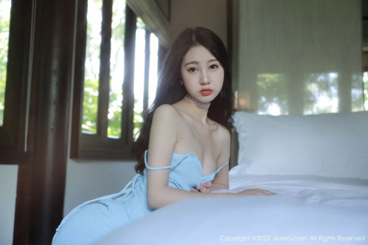 秀人集.com_[XiuRen秀人网]No.6117_模特谢晚晚浅蓝色吊带短裙配超薄无内肉丝秀翘臀美腿诱惑写真79P