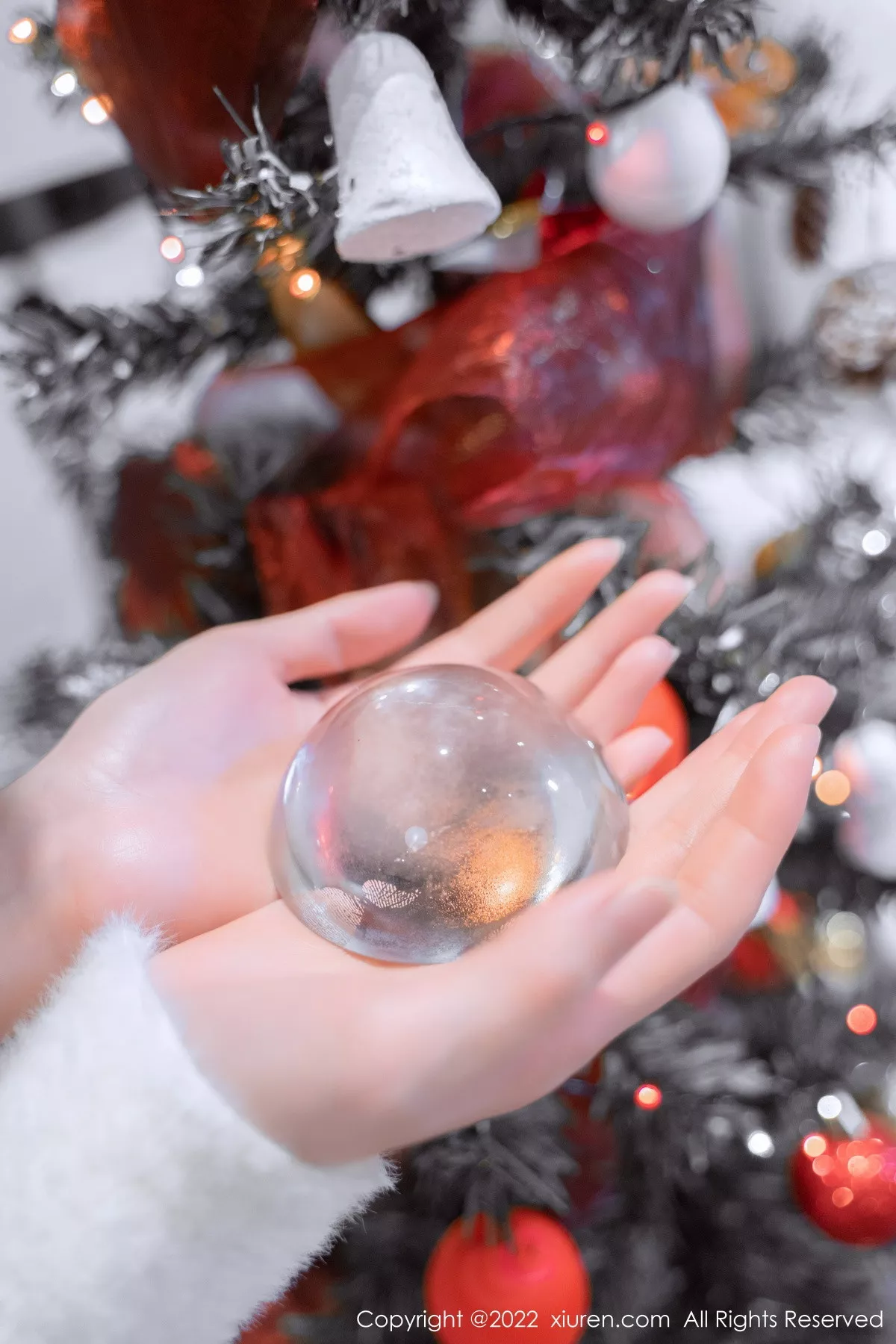 秀人集.com_[XiuRen秀人网]No.6025_模特婠婠么性感白色毛线上衣配白短裙秀曼妙身姿完美诱惑写真68P