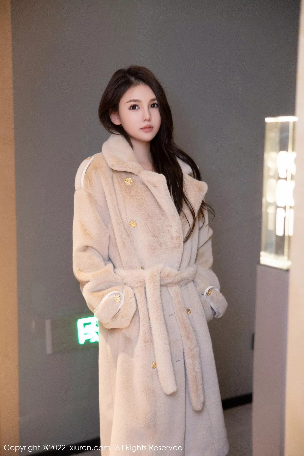 秀人集.com_[XiuRen秀人网]No.6023_模特美羊羊私房半脱露性感玫红色蕾丝内衣秀丰腴身姿诱惑写真72P