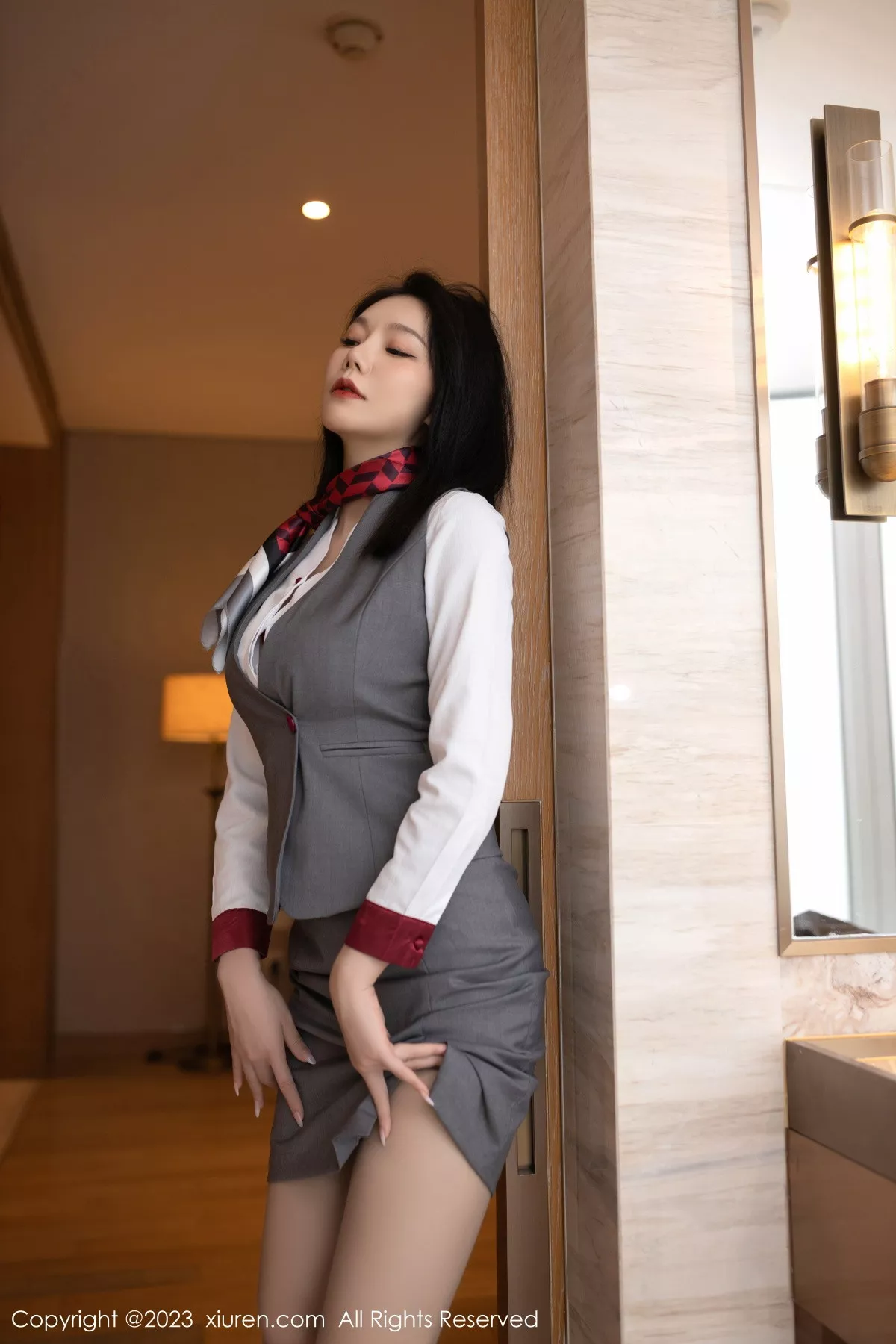 秀人集.com_[XiuRen秀人网]No.6148_模特安然anran空姐角色扮演脱制服露红色蕾丝内衣惹火诱惑写真82P