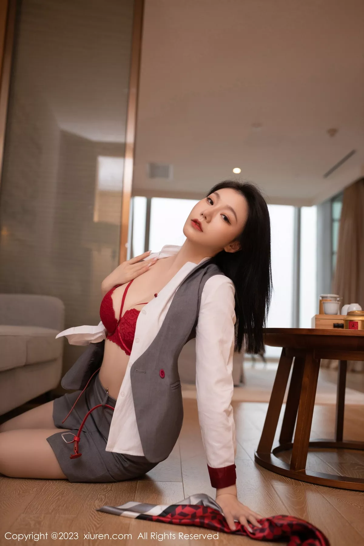 秀人集.com_[XiuRen秀人网]No.6148_模特安然anran空姐角色扮演脱制服露红色蕾丝内衣惹火诱惑写真82P