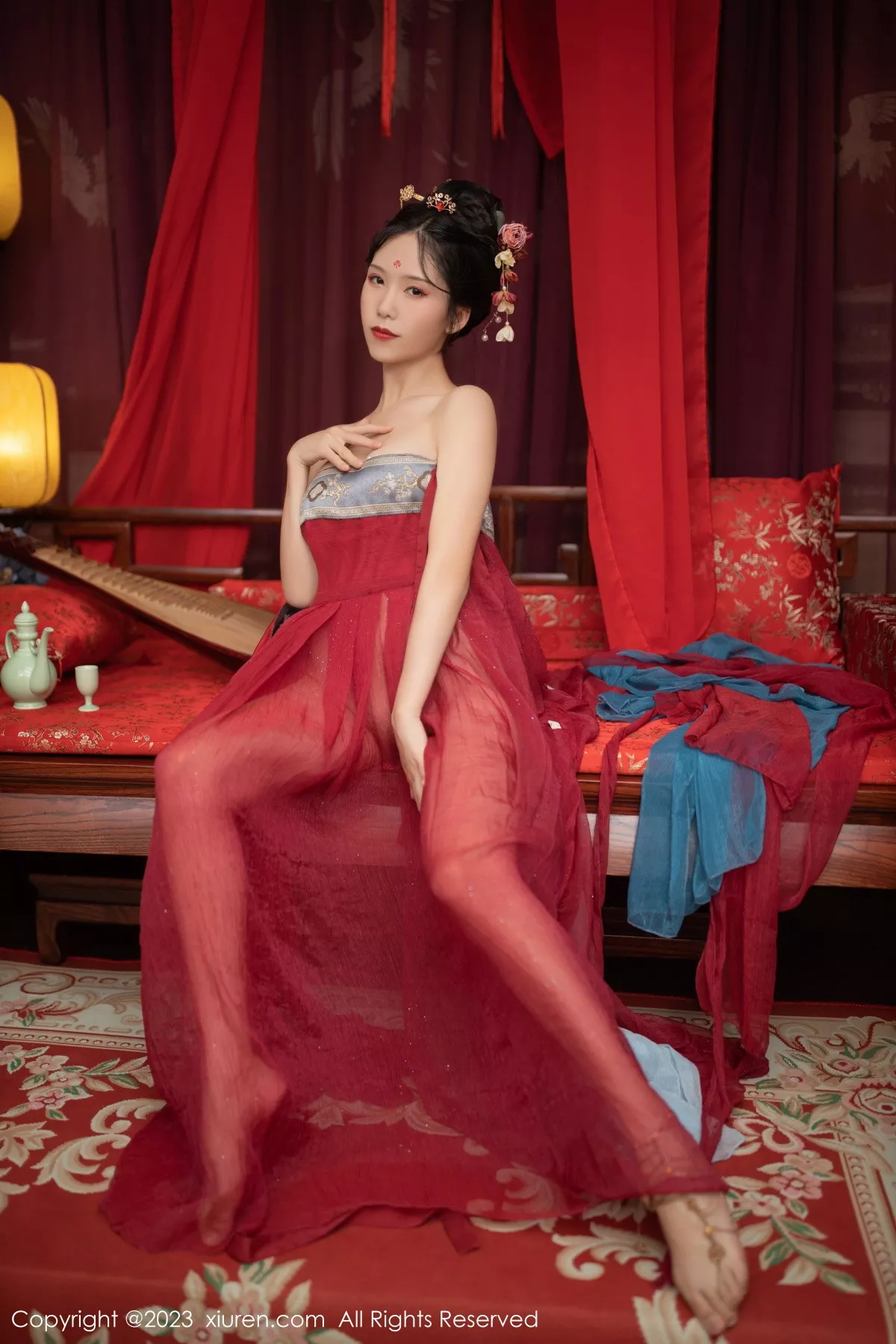 秀人集.com_[XiuRen秀人网]No.6154_模特利世歌姬角色扮演性感红色古装服低胸秀完美身材诱惑写真71P