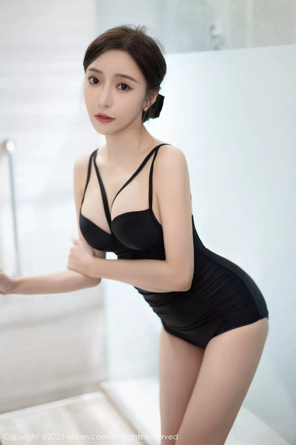 秀人集.com_[XiuRen秀人网]No.6222_女神王馨瑶yanni海南岛旅拍性感黑色泳装秀丰满身材迷人写真84P