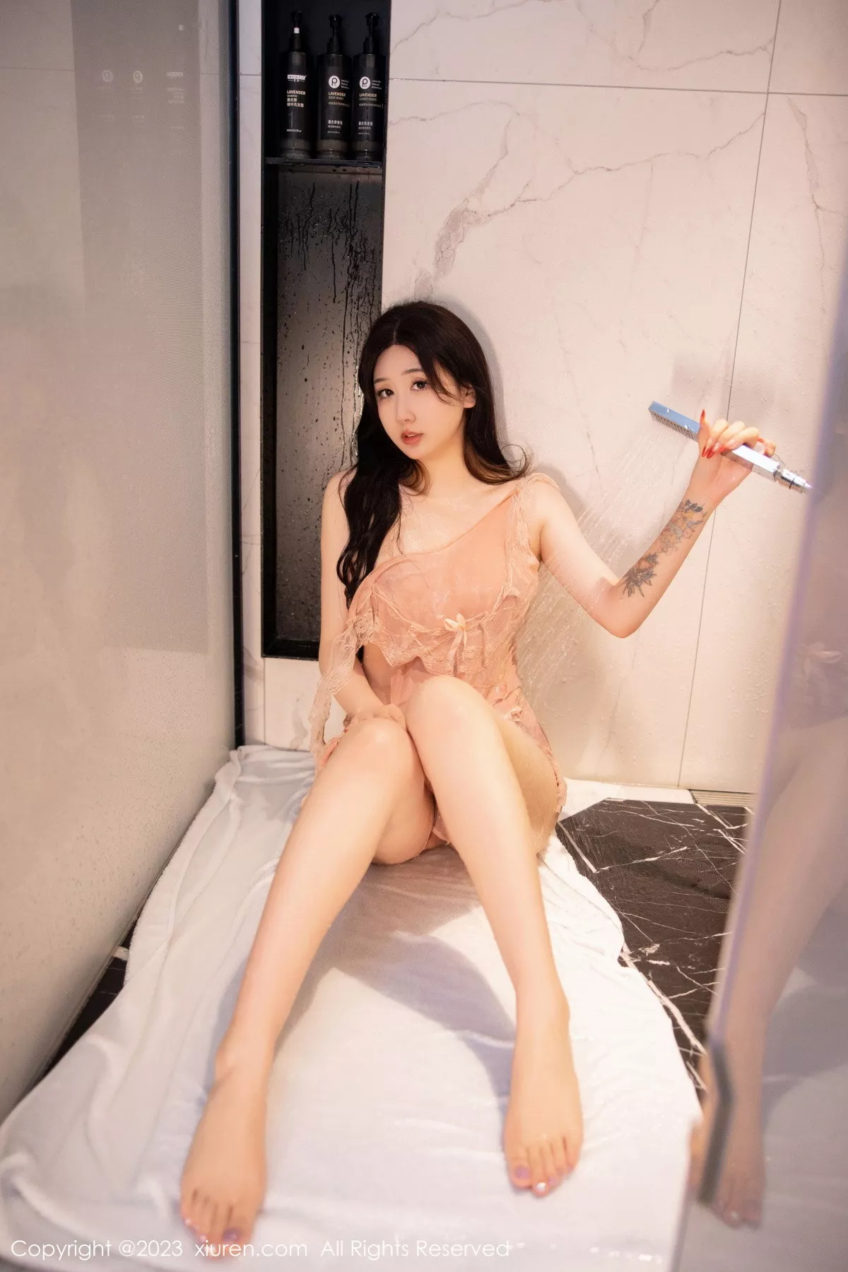 秀人集.com_[XiuRen秀人网]No.6243_模特江真真浴室场景性感淡粉色蕾丝情趣服秀惹火身材诱惑写真78P