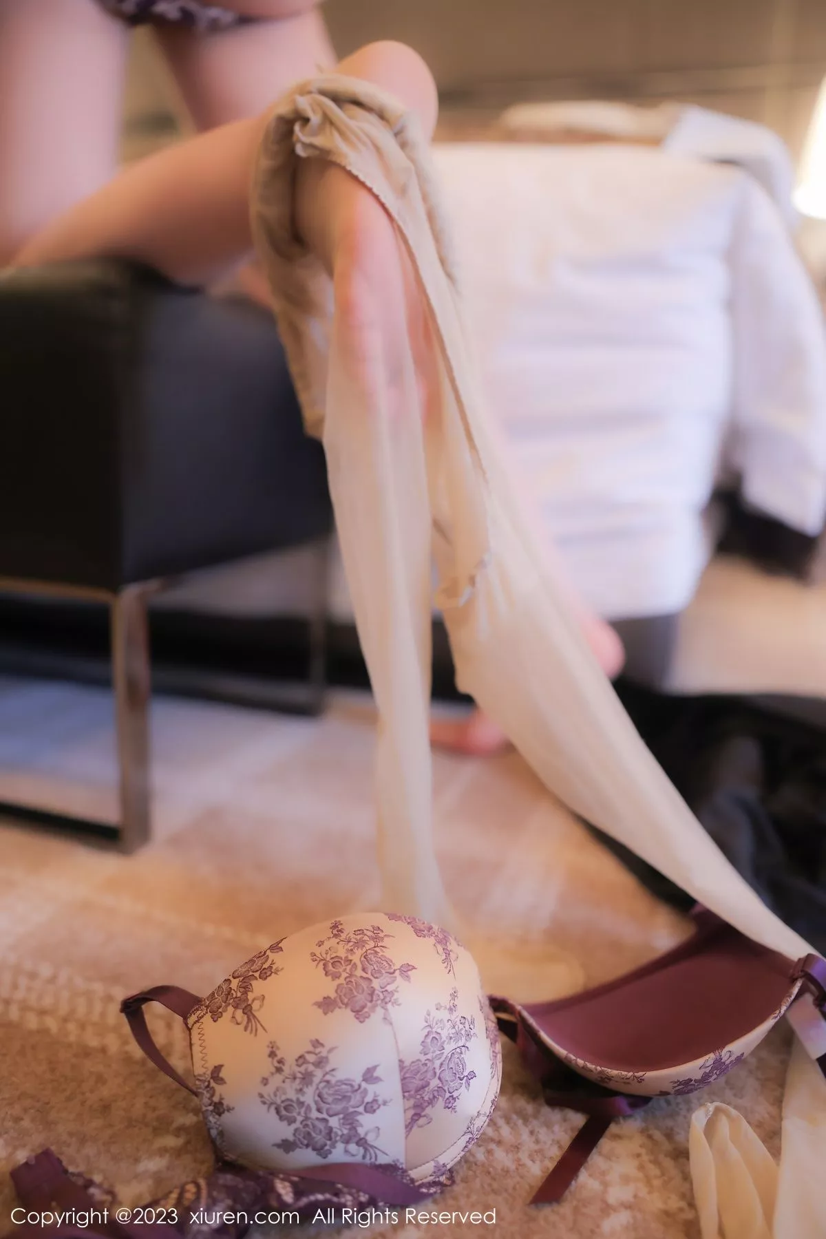 秀人集.com_[XiuRen秀人网]No.6247_模特林珊珊性感白T配黑短裙露浅黄色内衣开档肉丝完美诱惑写真97P