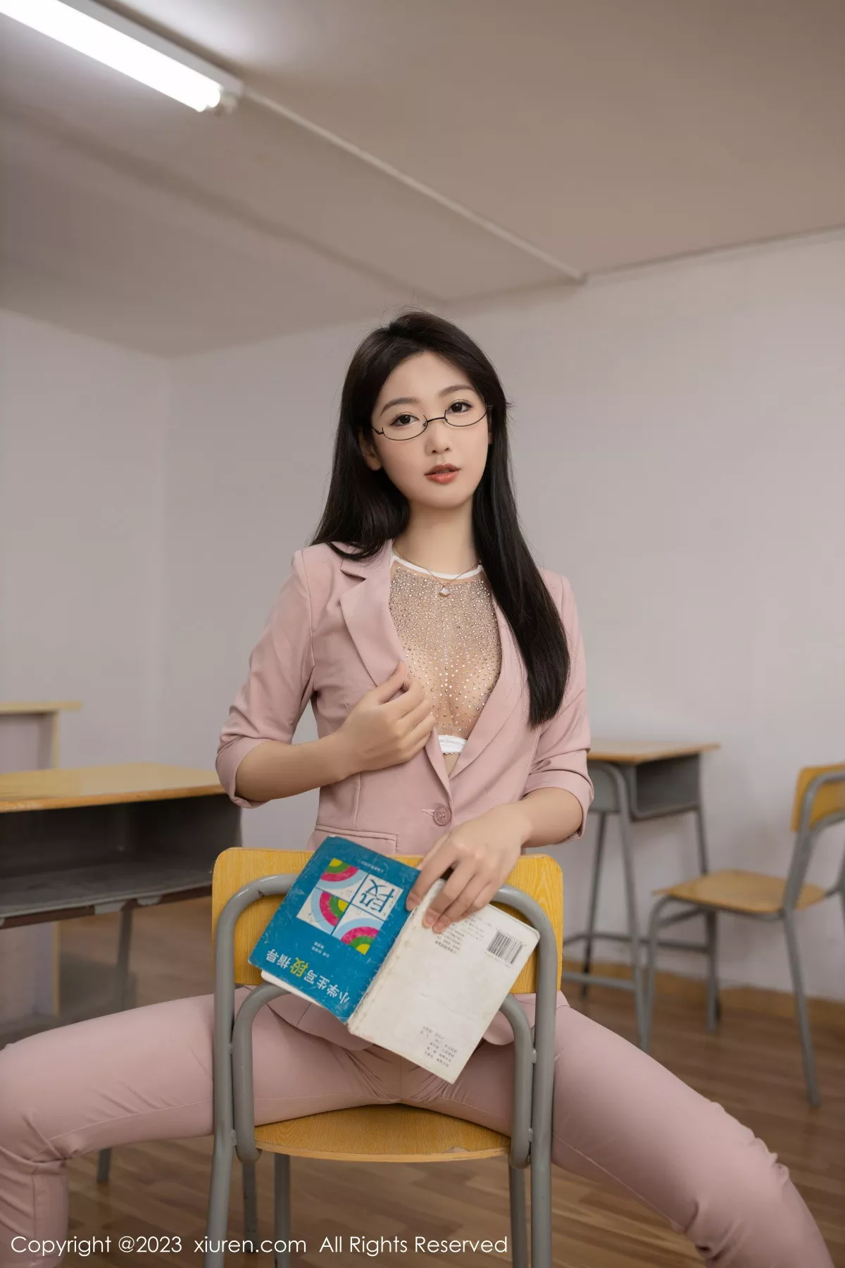 秀人集.com_[XiuRen秀人网]No.6179_模特唐安琪教师角色扮演性感轻透内衣配开档肉丝迷人诱惑写真82P