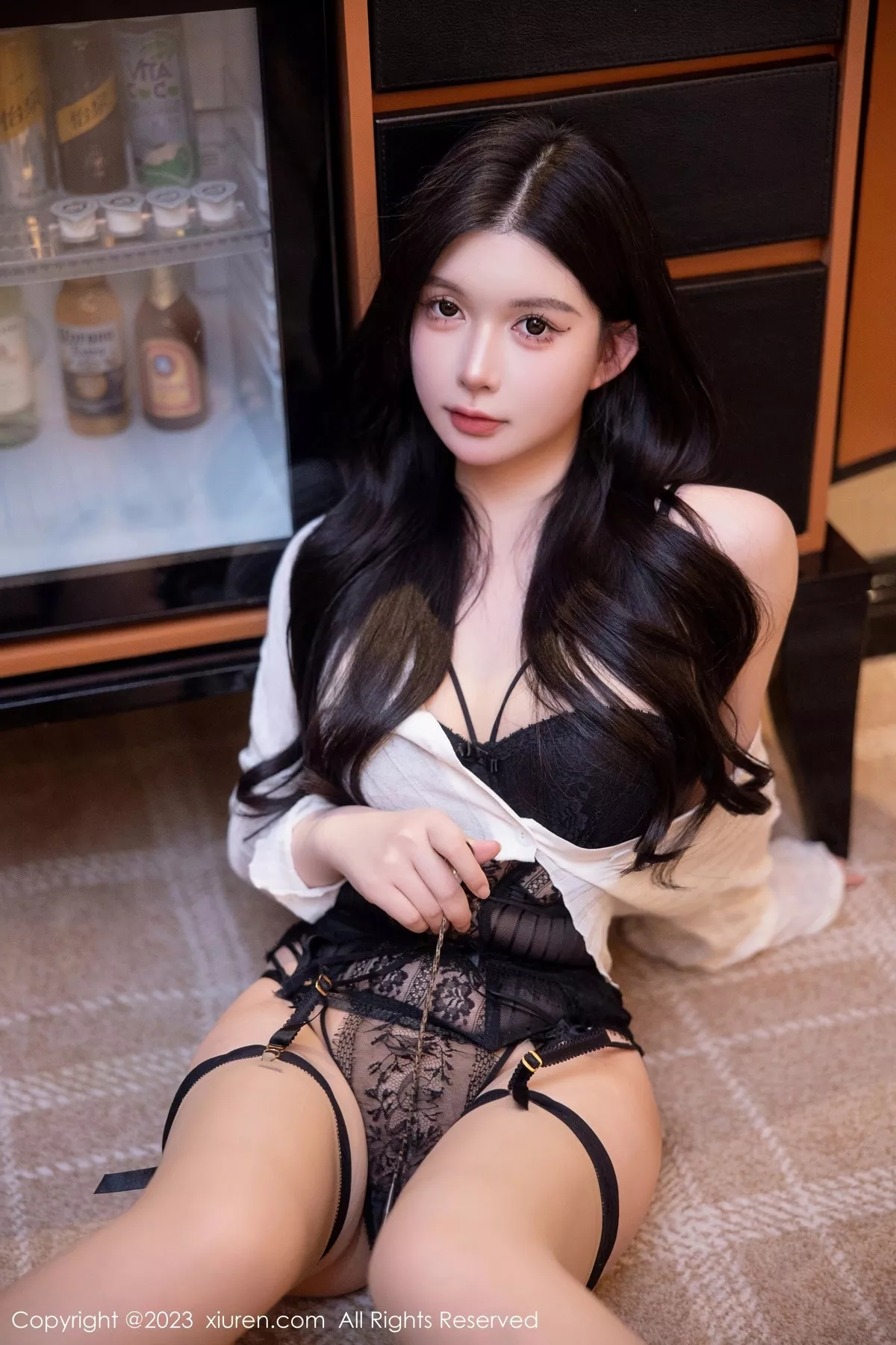 秀人集.com_[XiuRen秀人网]No.6357_模特林珊珊私房性感黑色蕾丝情趣内衣秀曼妙丰腴身姿诱惑写真100P