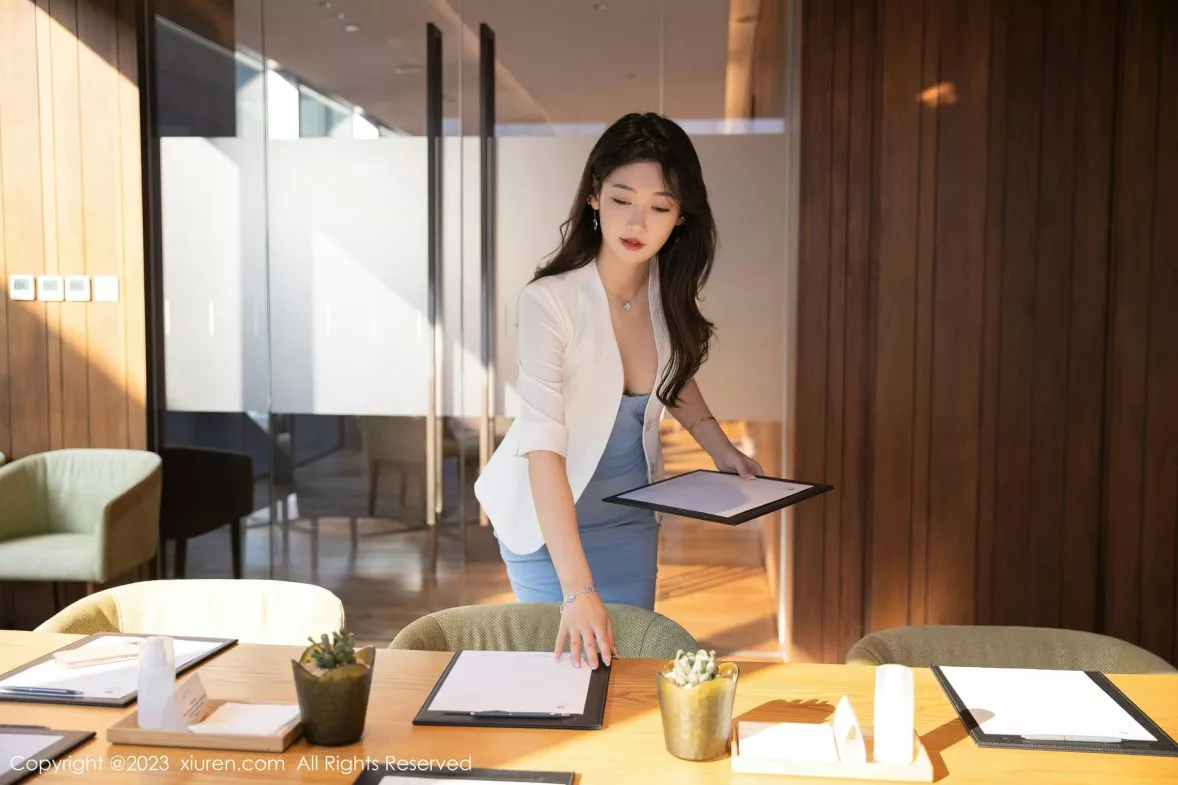 秀人集.com_[XiuRen秀人网]No.6368_模特唐安琪性感OL职业装配超薄肉丝秀曼妙身姿迷人诱惑写真83P