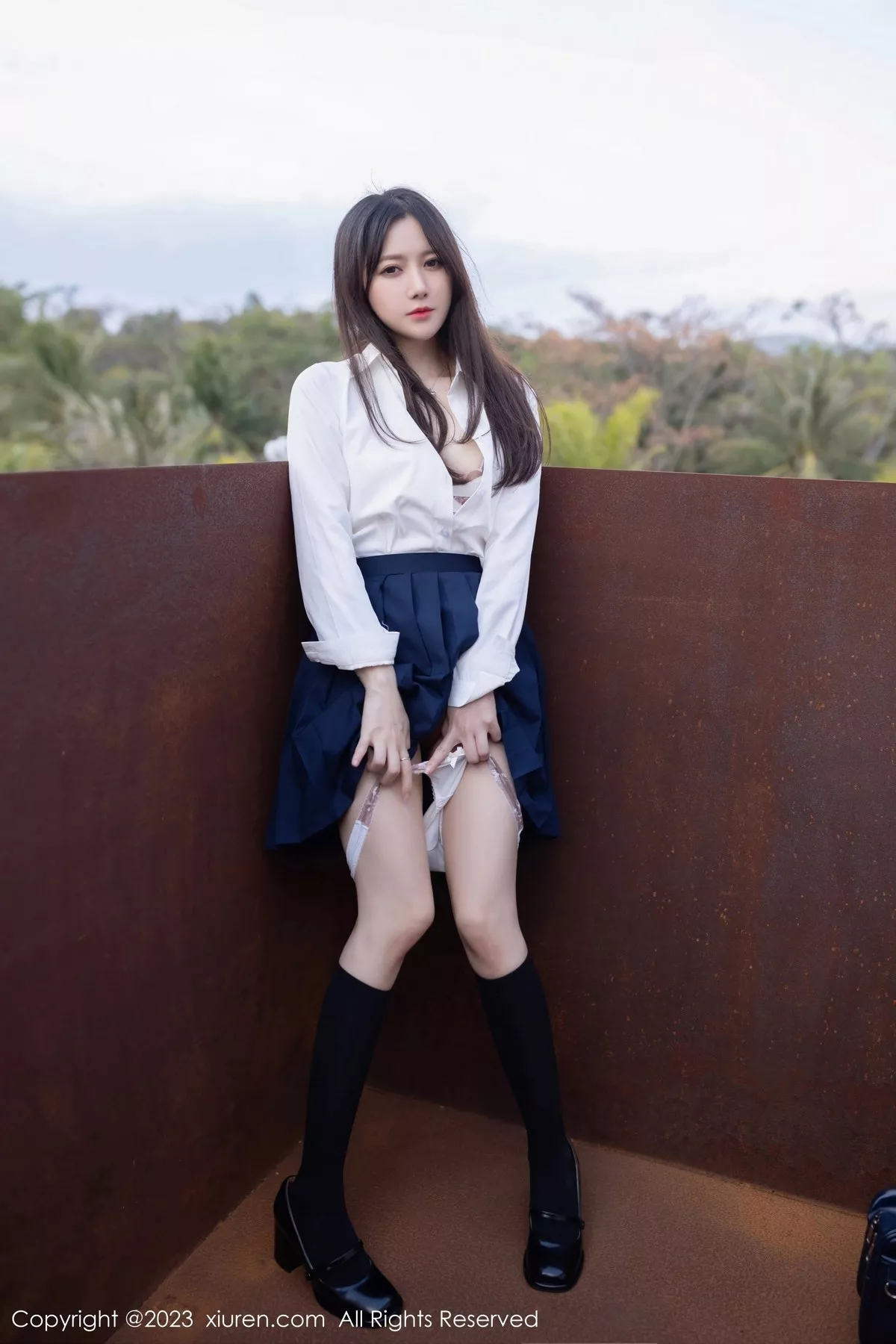 秀人集.com_[XiuRen秀人网]No.6400_模特鱼子酱Fish性感学妹装扮白T配深蓝短裙秀曼妙身姿诱惑写真82P