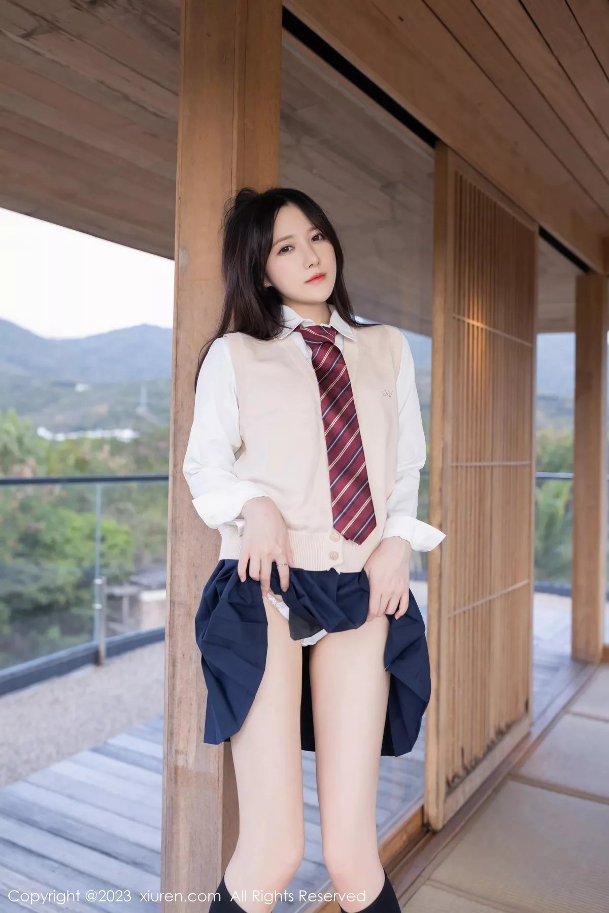 秀人集.com_[XiuRen秀人网]No.6400_模特鱼子酱Fish性感学妹装扮白T配深蓝短裙秀曼妙身姿诱惑写真82P