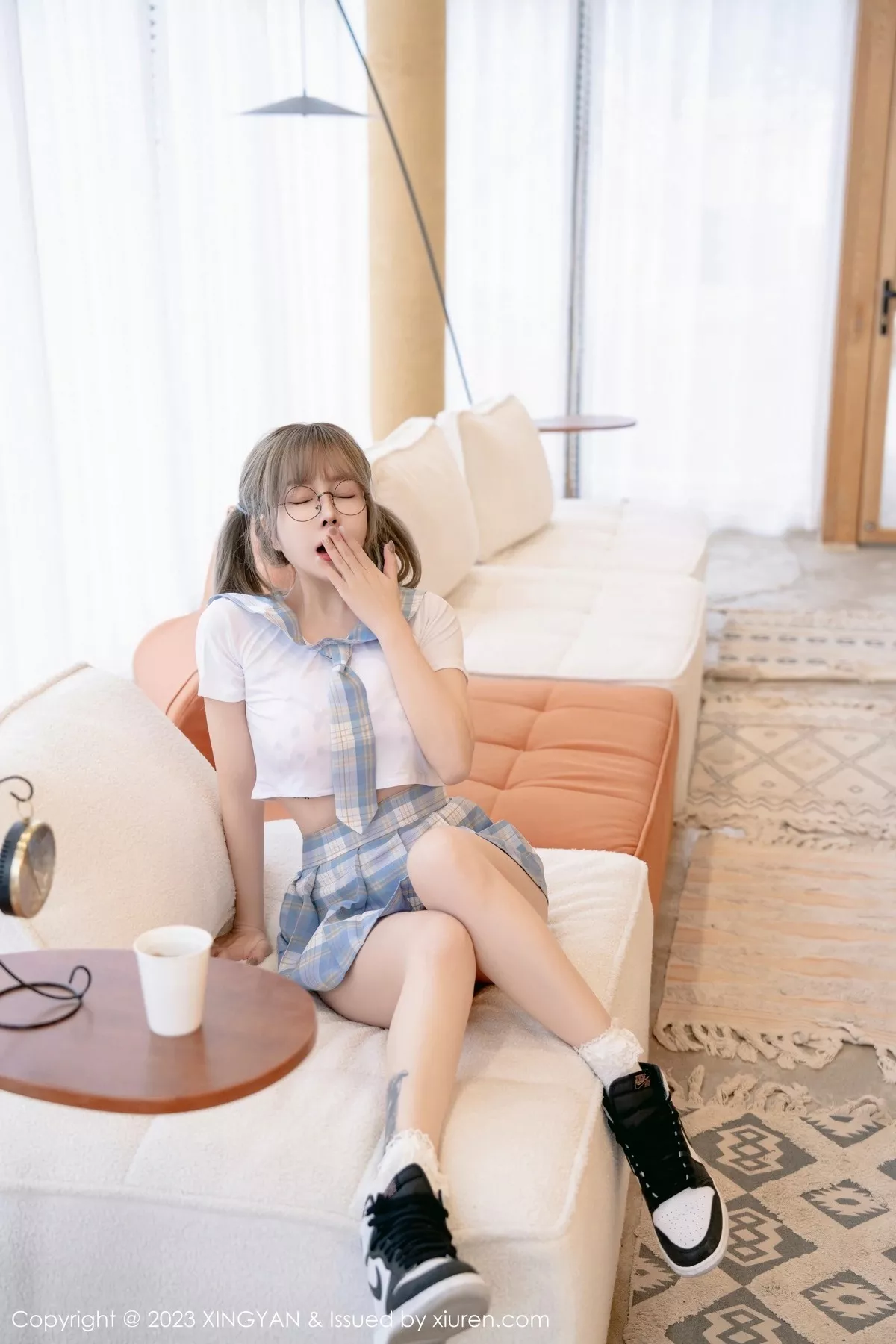 秀人集.com_[XINGYAN星颜社]VOL.180_女神王雨纯淡蓝色格子短裙套装露性感粉色内衣迷人诱惑写真82P