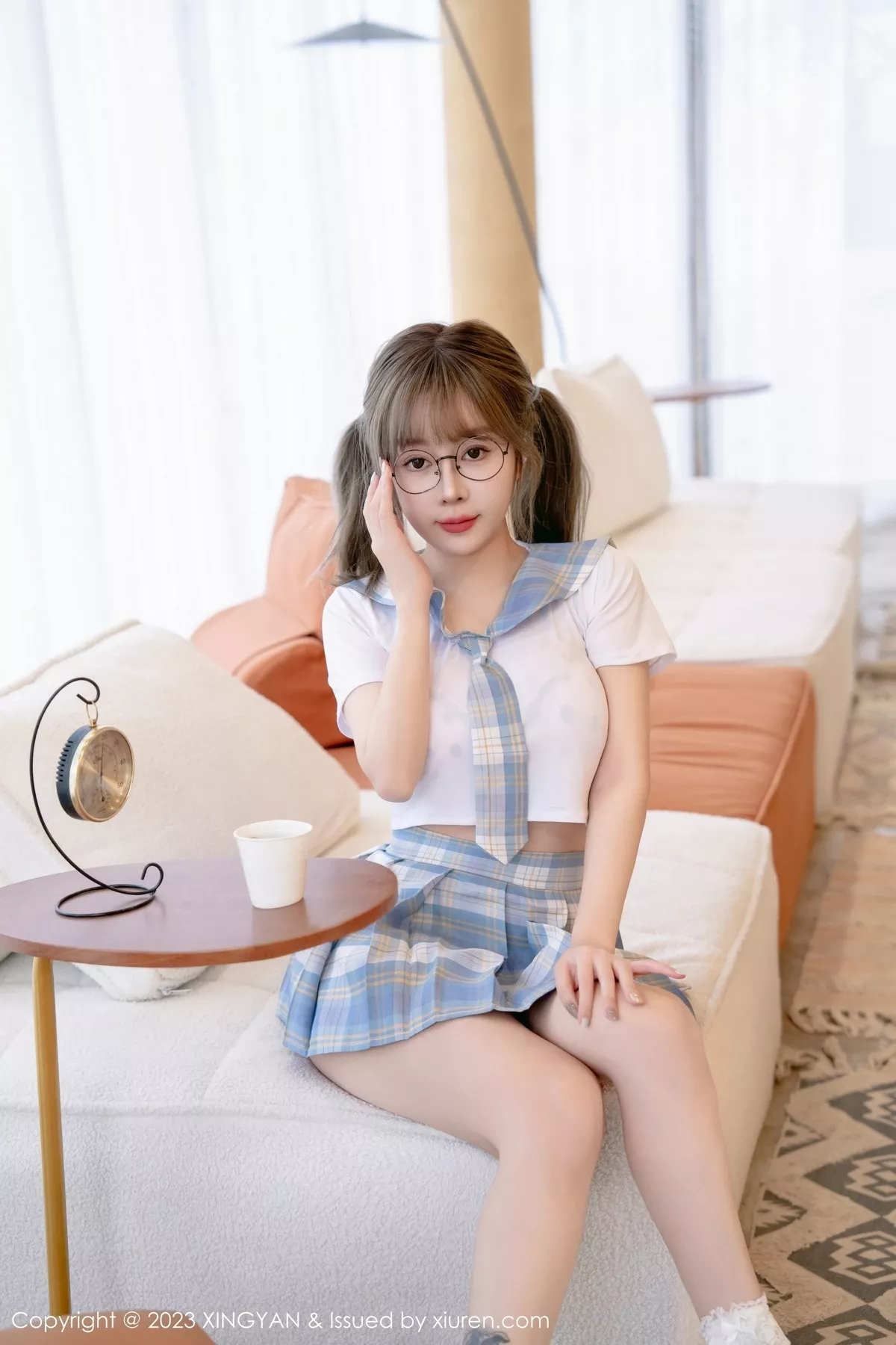 秀人集.com_[XINGYAN星颜社]VOL.180_女神王雨纯淡蓝色格子短裙套装露性感粉色内衣迷人诱惑写真82P