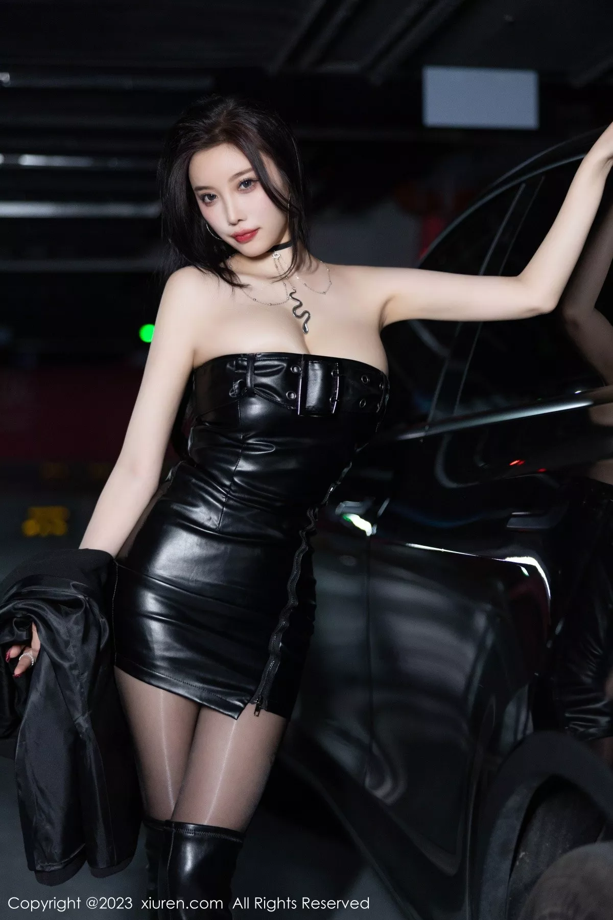 秀人集.com_[XiuRen秀人网]No.6414_女神杨晨晨Yome黑色皮质连衣短裙露性感黑色内衣完美诱惑写真79P