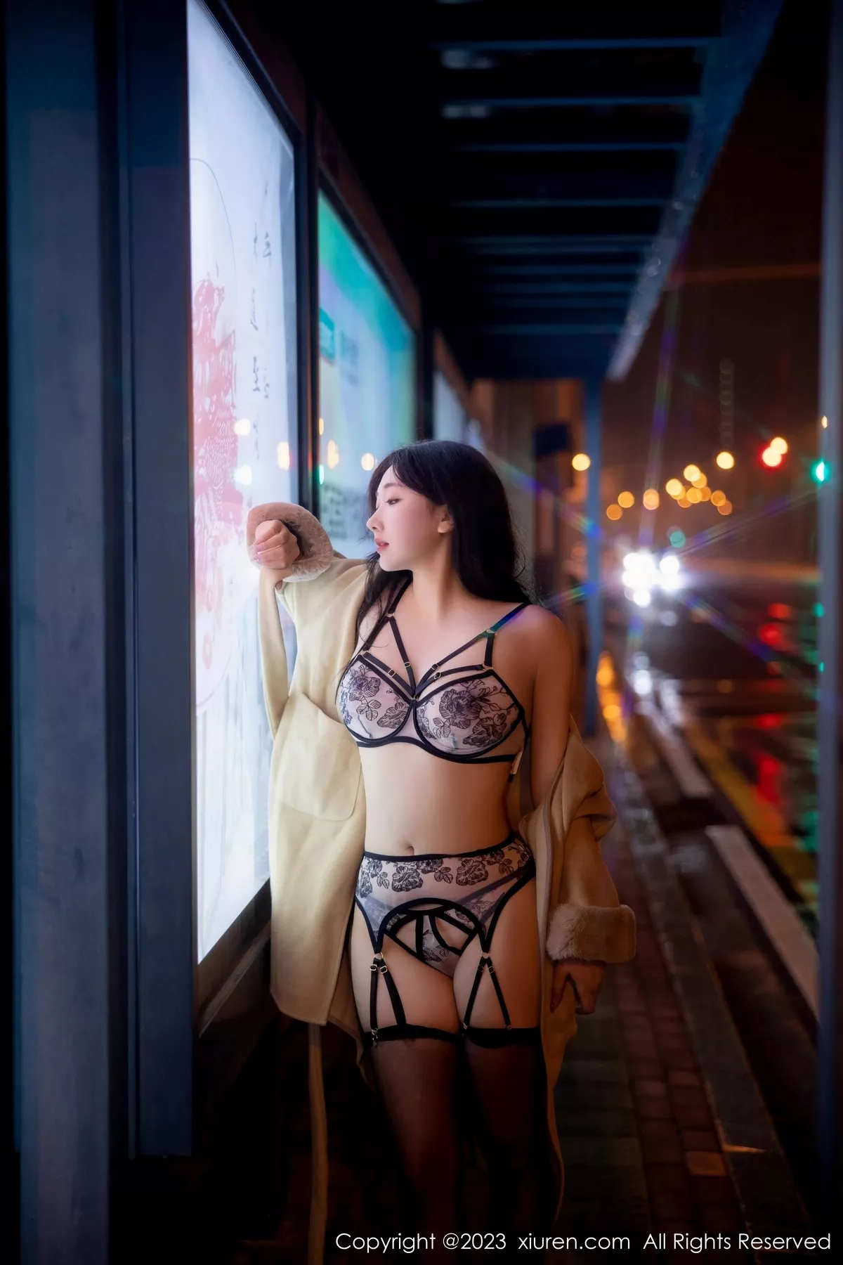 秀人集.com_[XiuRen秀人网]No.6424_模特江真真脱外套露性感蕾丝内衣配黑丝吊袜秀完美身材诱惑写真66P