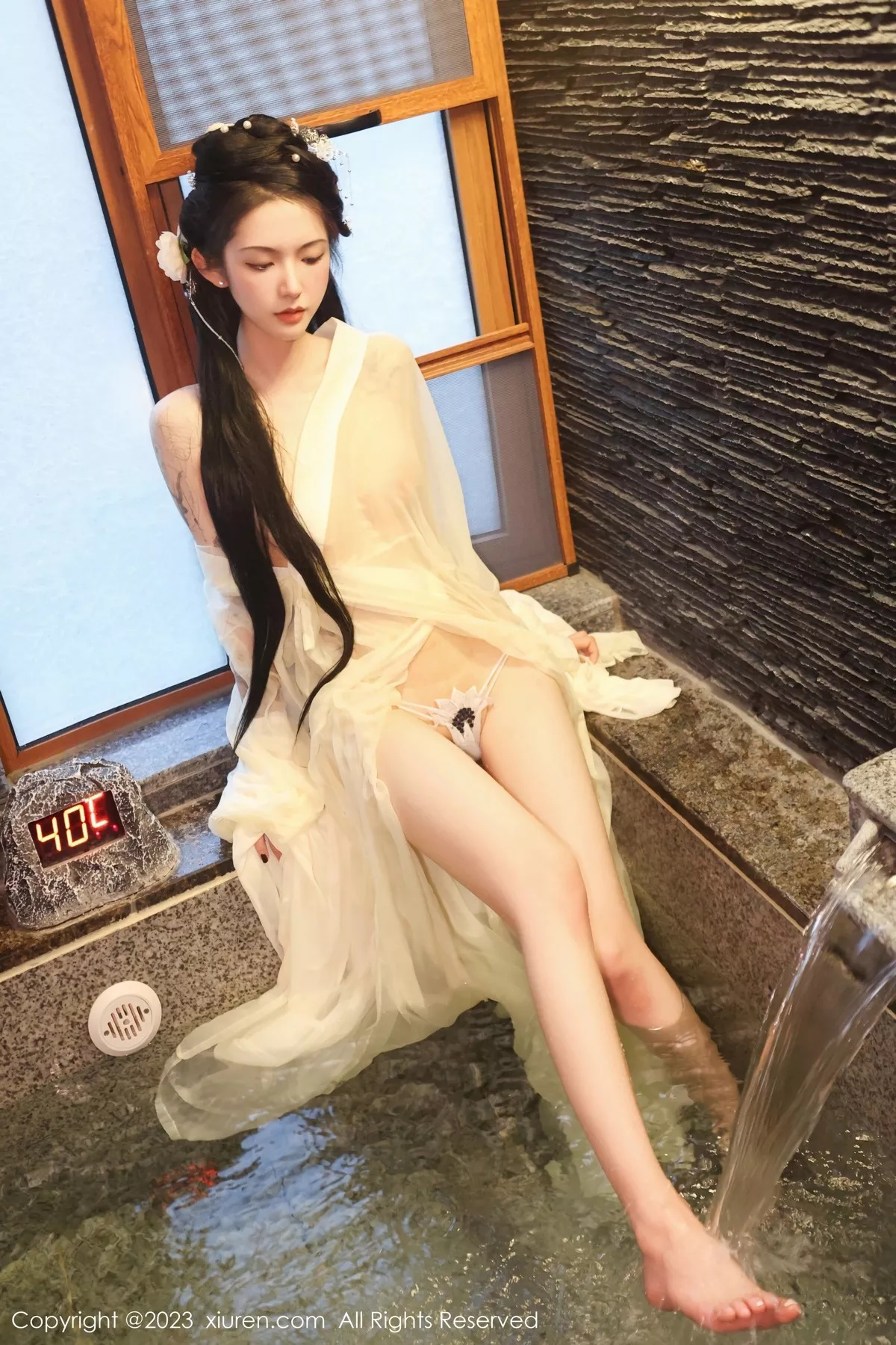 秀人集.com_[XiuRen秀人网]No.6430_模特乔一一温泉浴池白纱轻透古装服饰秀惹火身材极致诱惑写真82P