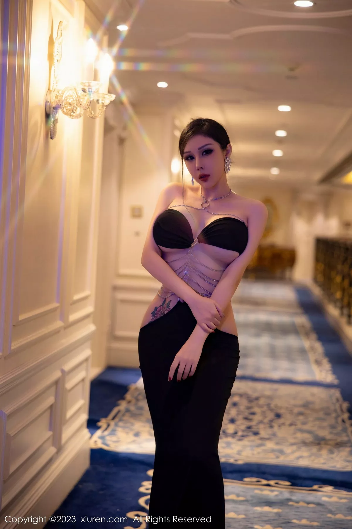 秀人集.com_[XiuRen秀人网]No.6304_模特田冰冰私房性感黑色情趣长裙低胸秀惹火身材撩人诱惑写真63P