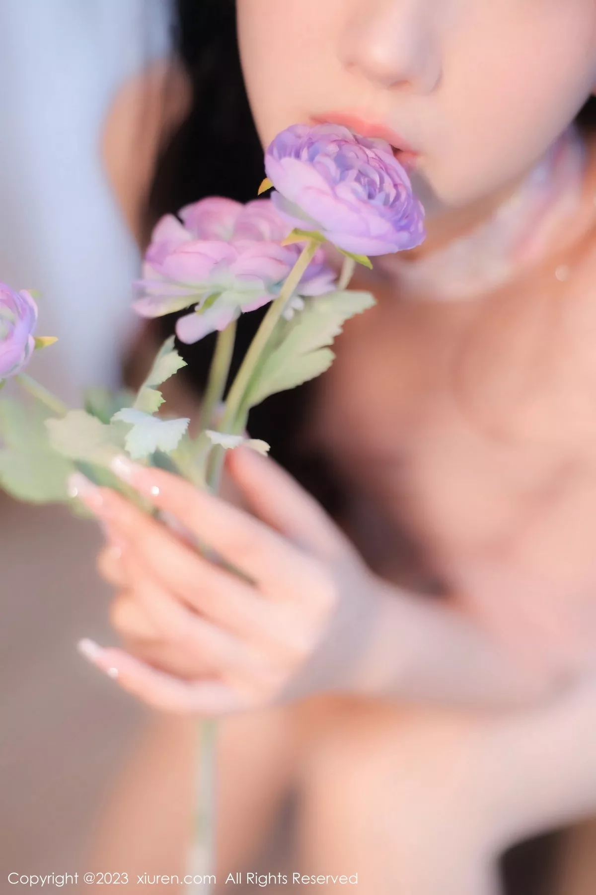 秀人集.com_[XiuRen秀人网]No.6313_模特江真真性感粉色露肩连衣短裙配超薄无内肉丝惹火诱惑写真76P