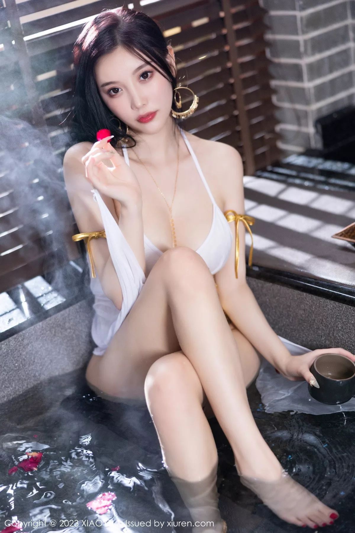 秀人集.com_[XiaoYu画语界]Vol.973_女神杨晨晨Yome性感白色诱人服饰秀完美绝伦身材撩人诱惑写真86P