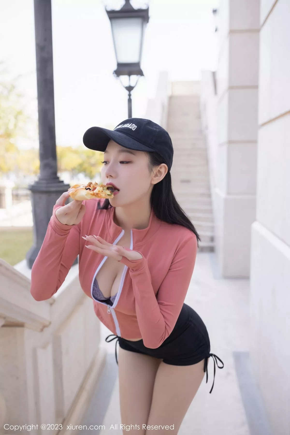 秀人集.com_[XiuRen秀人网]No.6487_模特安然anran粉色运动上衣配黑短裙半脱露蕾丝内衣诱惑写真82P