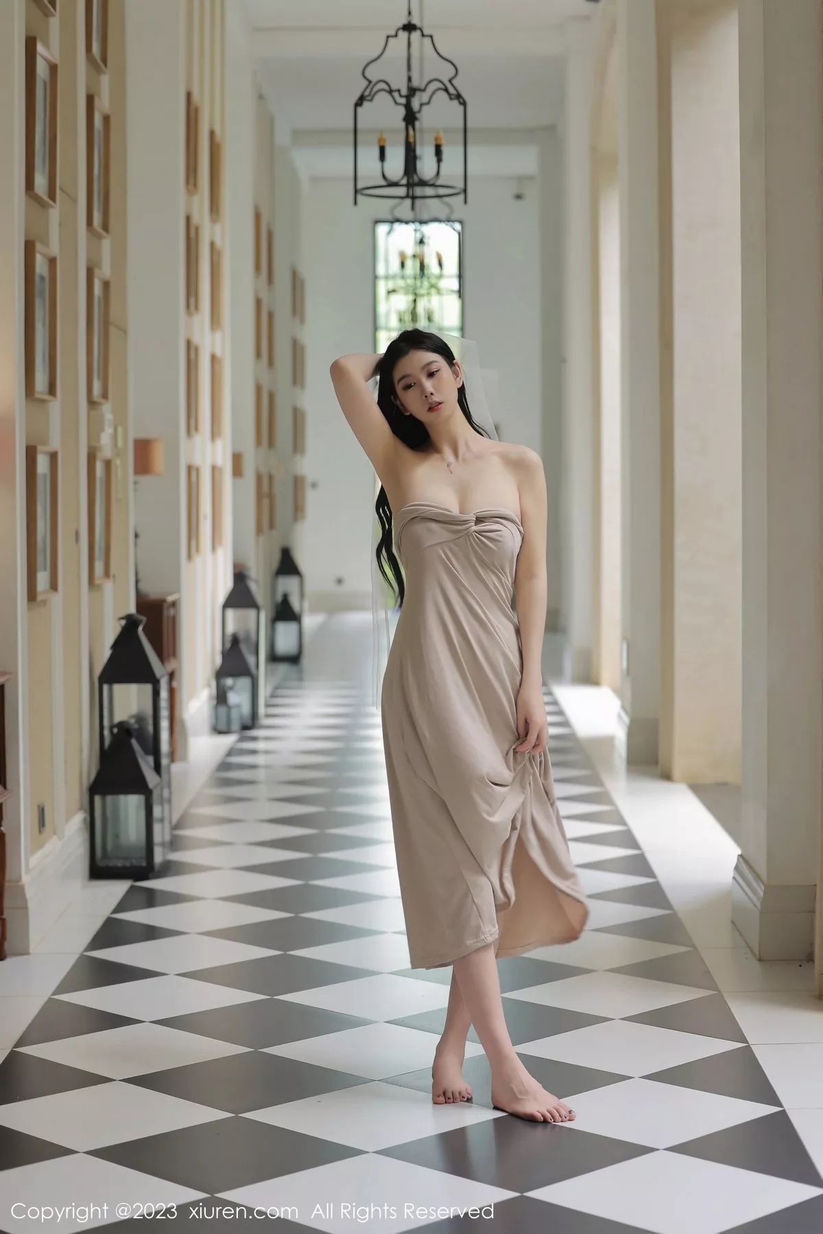 秀人集.com_[XiuRen秀人网]No.6513_模特李雅柔182CM性感杏色吊带长裙露蕾丝内裤秀美腿诱惑写真55P